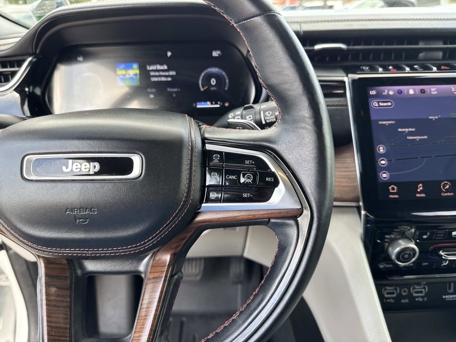 2022 Jeep Grand Cherokee Summit