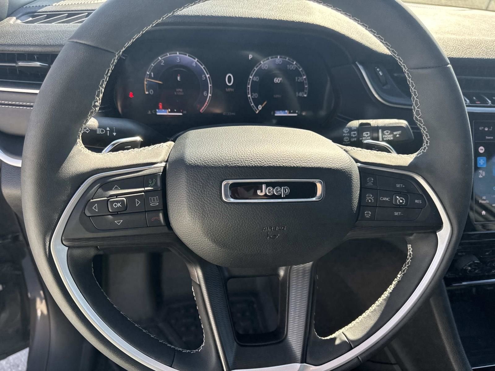 2024 Jeep Grand Cherokee L Laredo