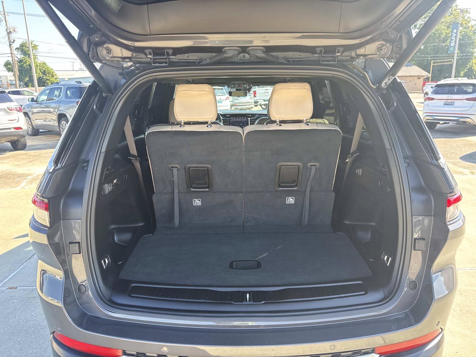 2024 Jeep Grand Cherokee L Limited 4x2