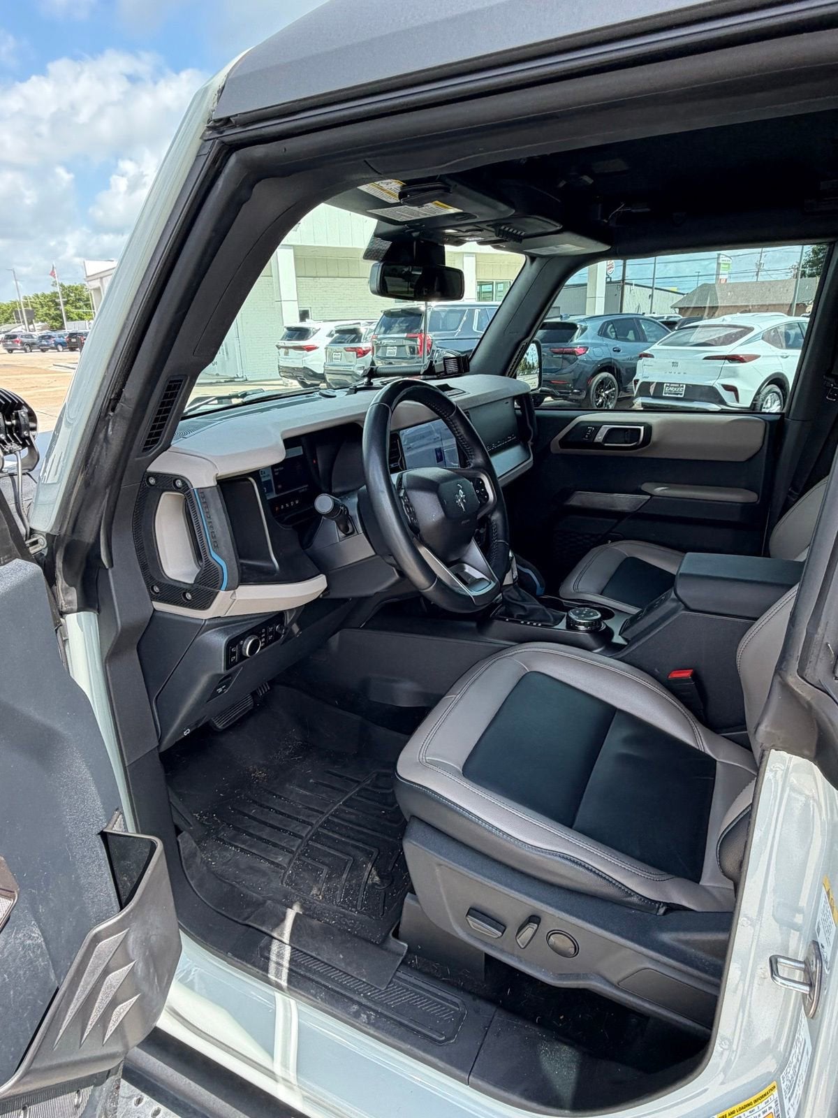 2023 Ford Bronco Base