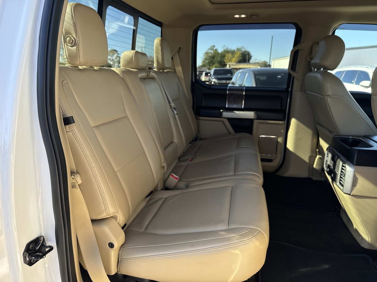 2017 Ford Super Duty F-250 SRW Lariat