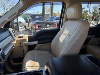 2017 Ford Super Duty F-250 SRW Lariat