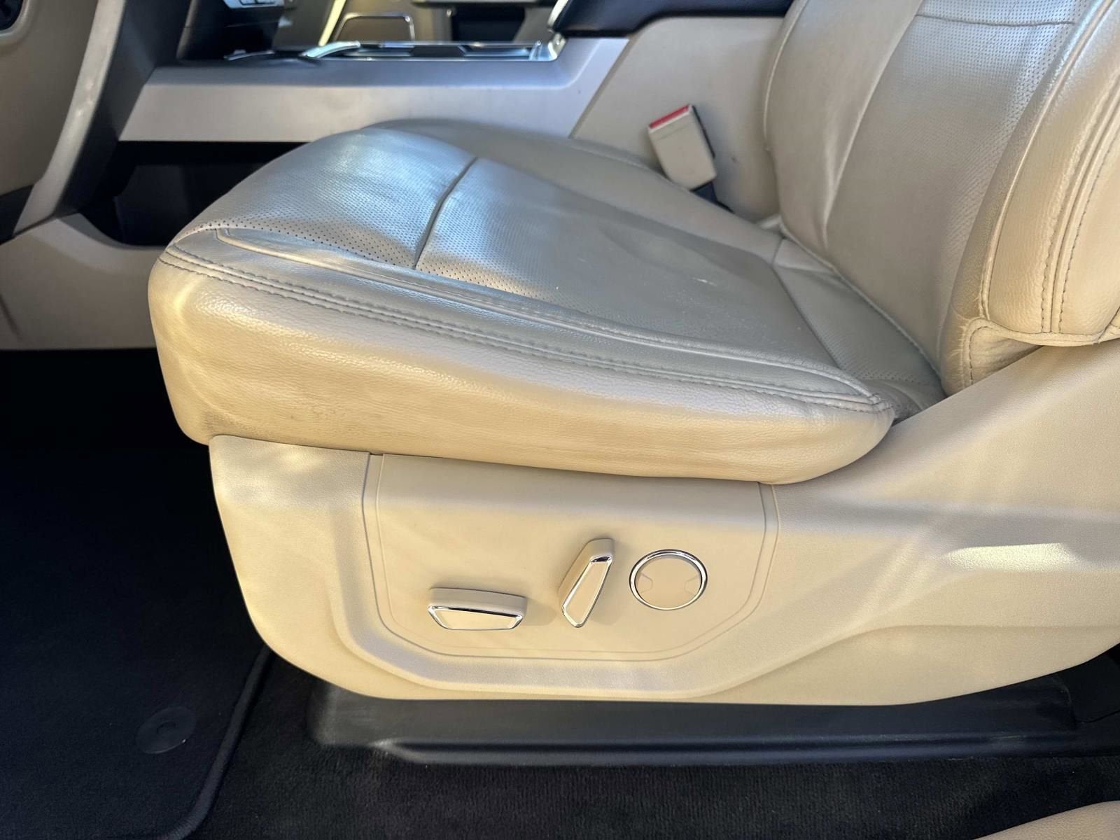 2017 Ford Super Duty F-250 SRW Lariat