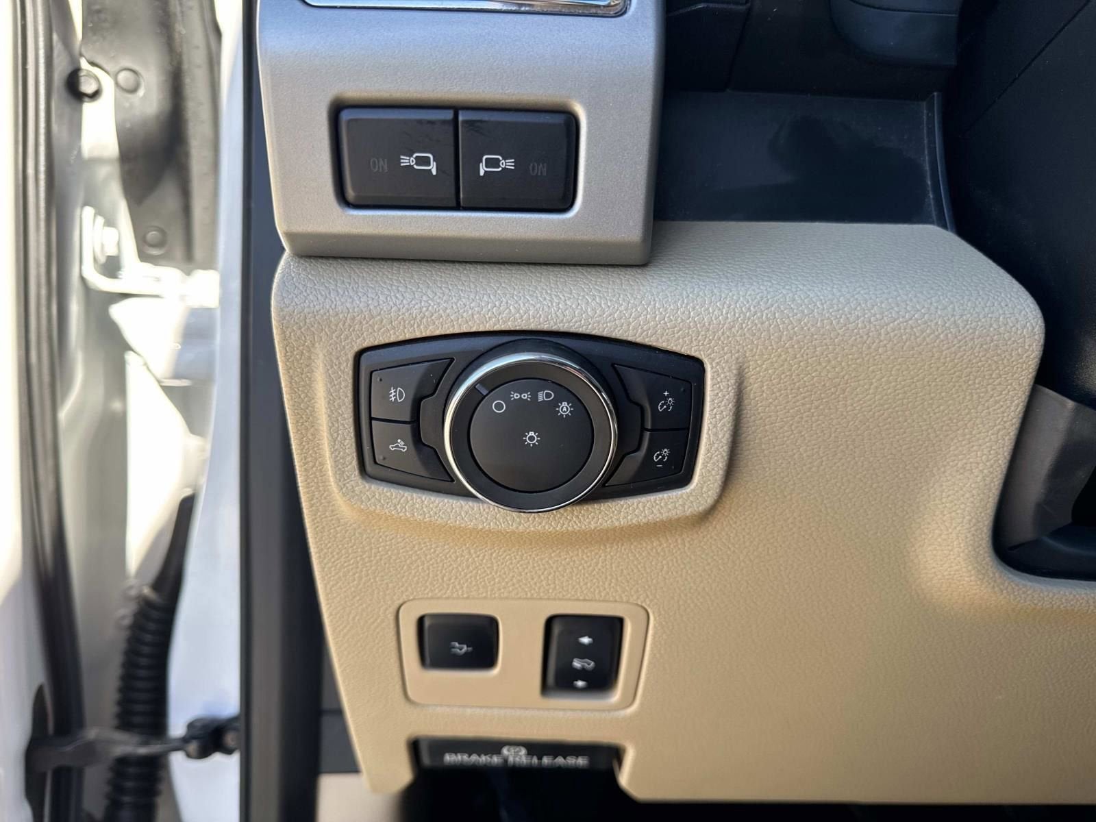 2017 Ford Super Duty F-250 SRW Lariat