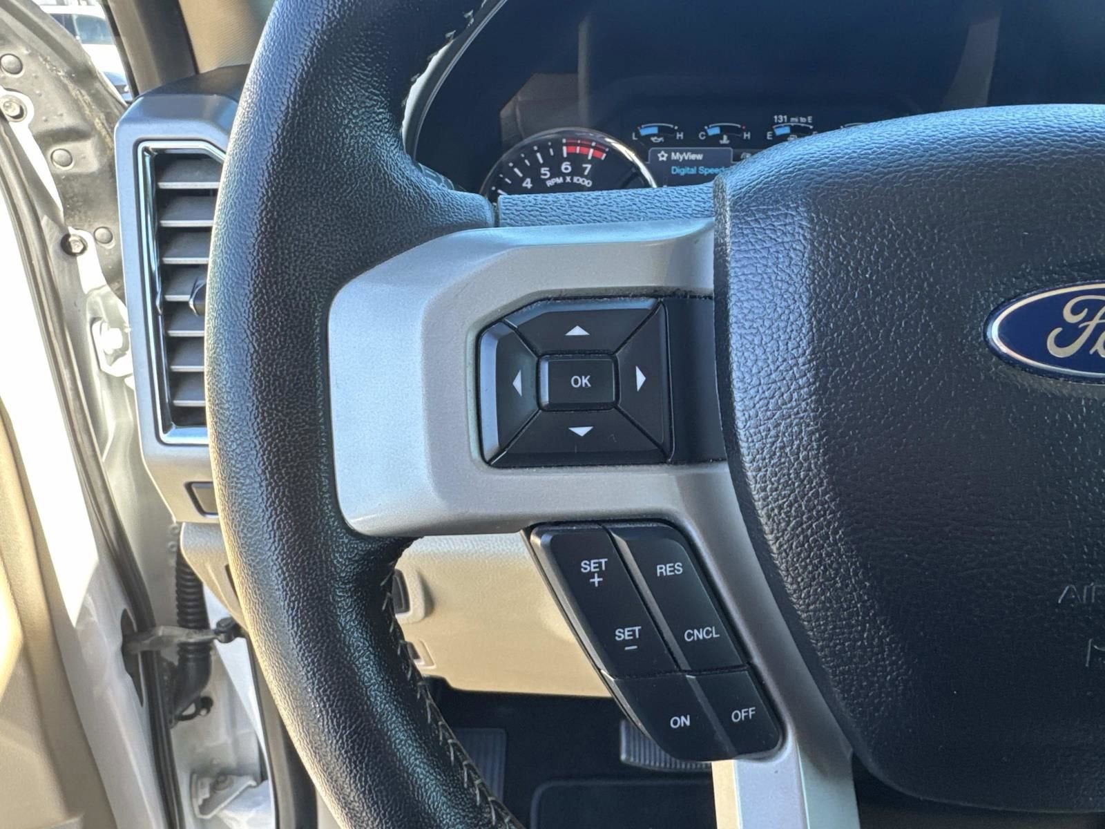 2017 Ford Super Duty F-250 SRW Lariat