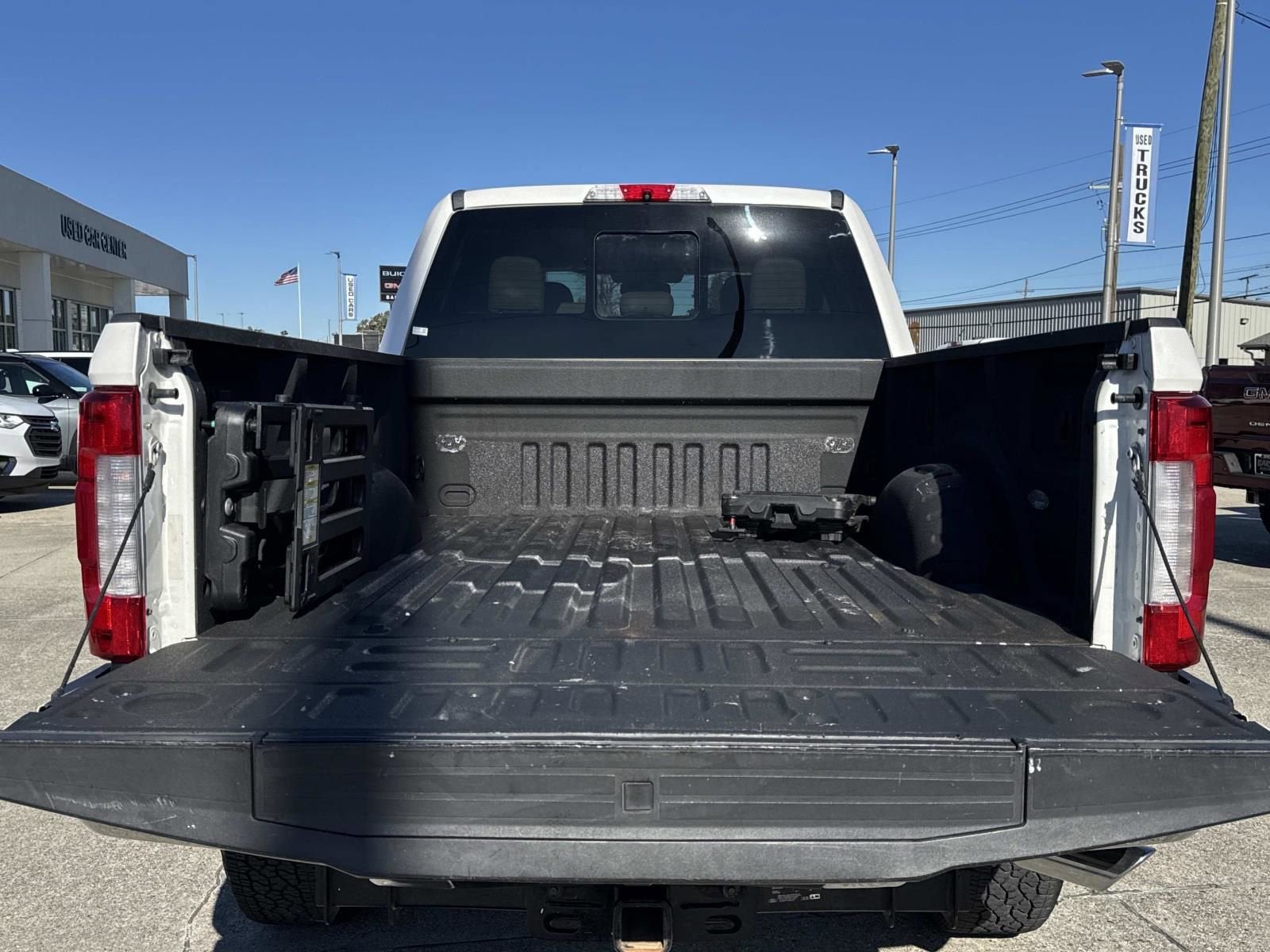 2017 Ford Super Duty F-250 SRW Lariat