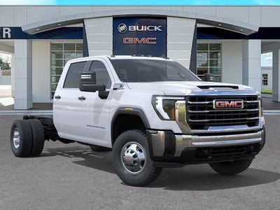 2026 GMC Sierra 3500 HD Chassis Cab Pro