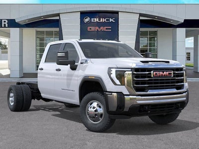 2026 GMC Sierra 3500 HD Chassis Cab Pro