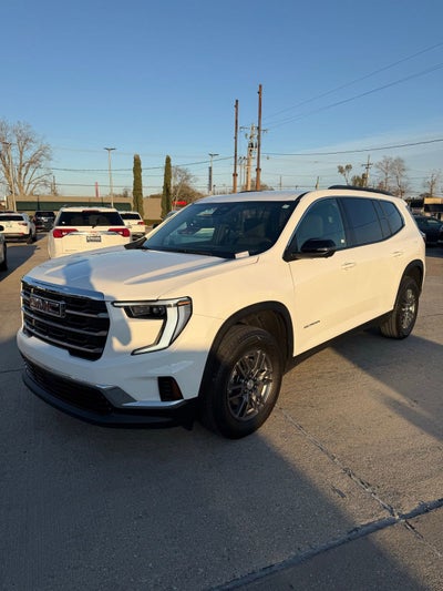 2025 GMC Acadia Elevation