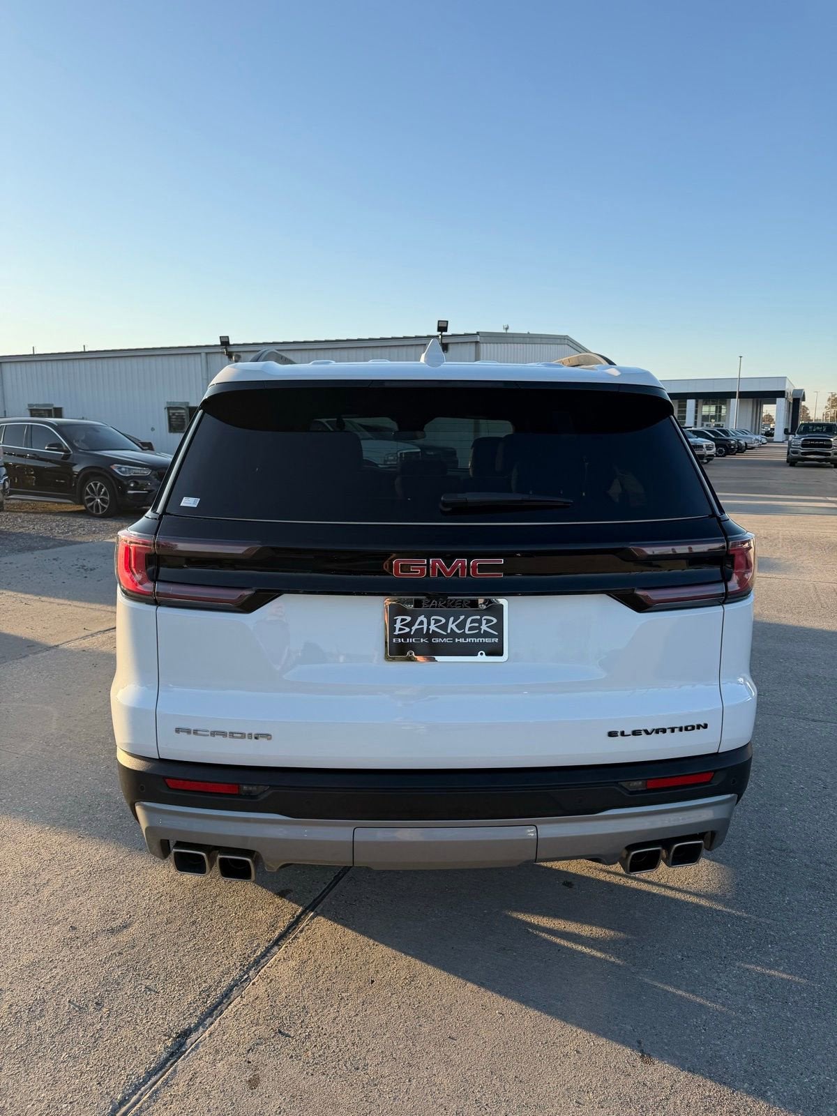 2025 GMC Acadia Elevation