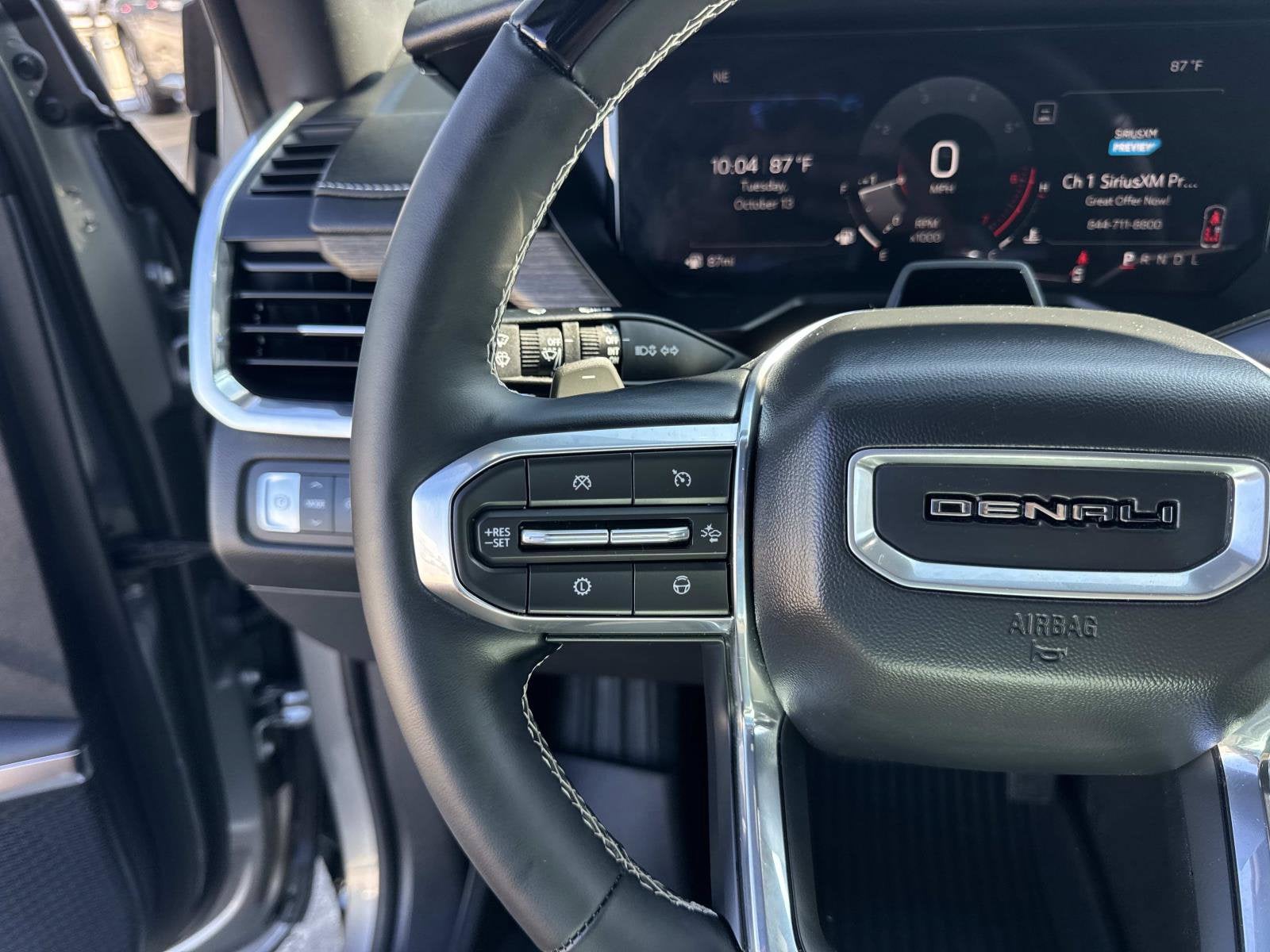 2025 GMC Acadia Denali