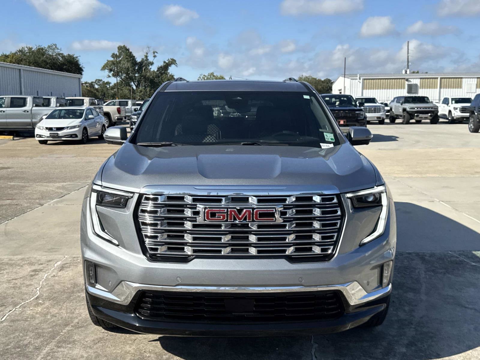 2025 GMC Acadia Denali
