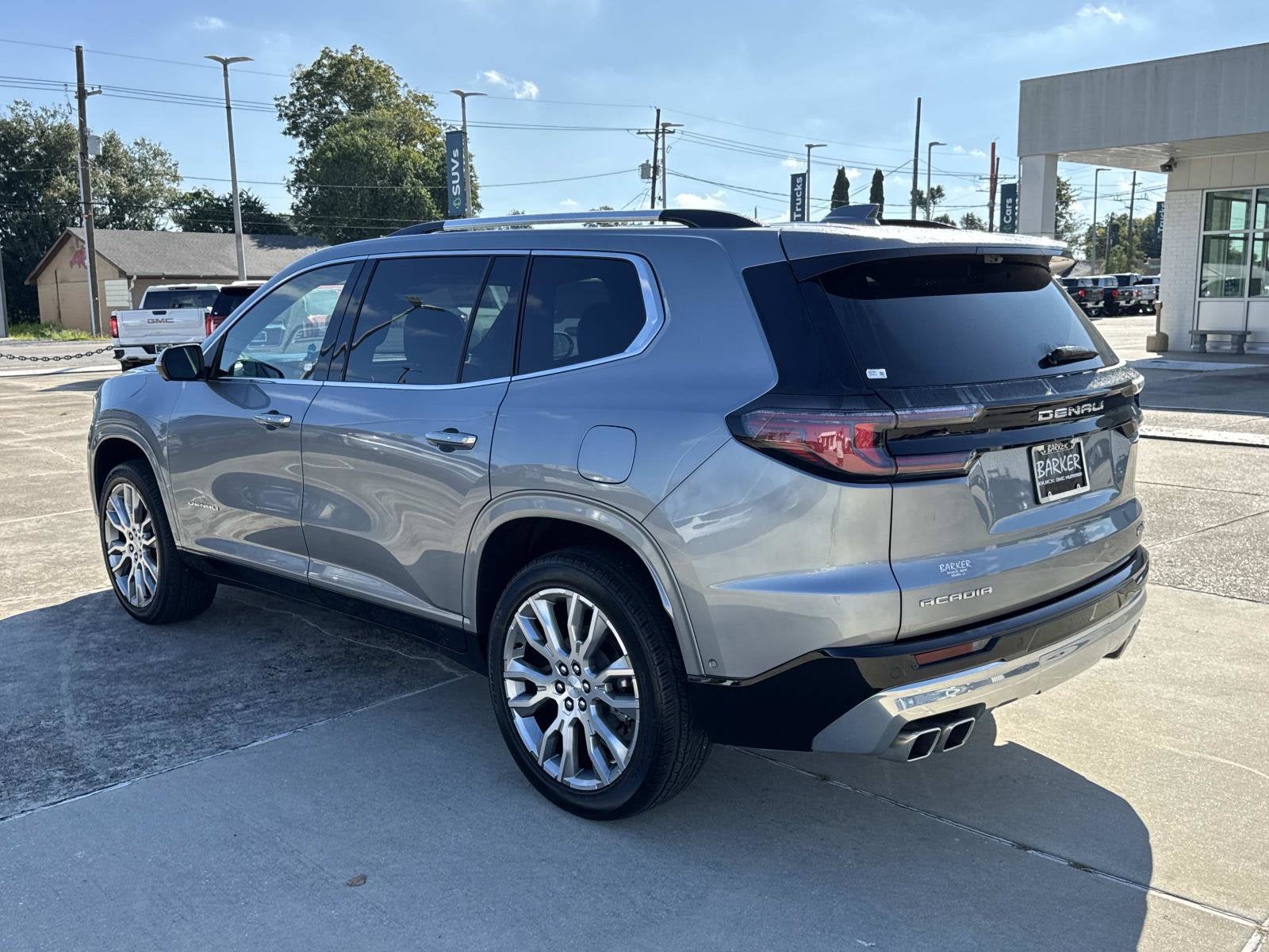 2025 GMC Acadia Denali