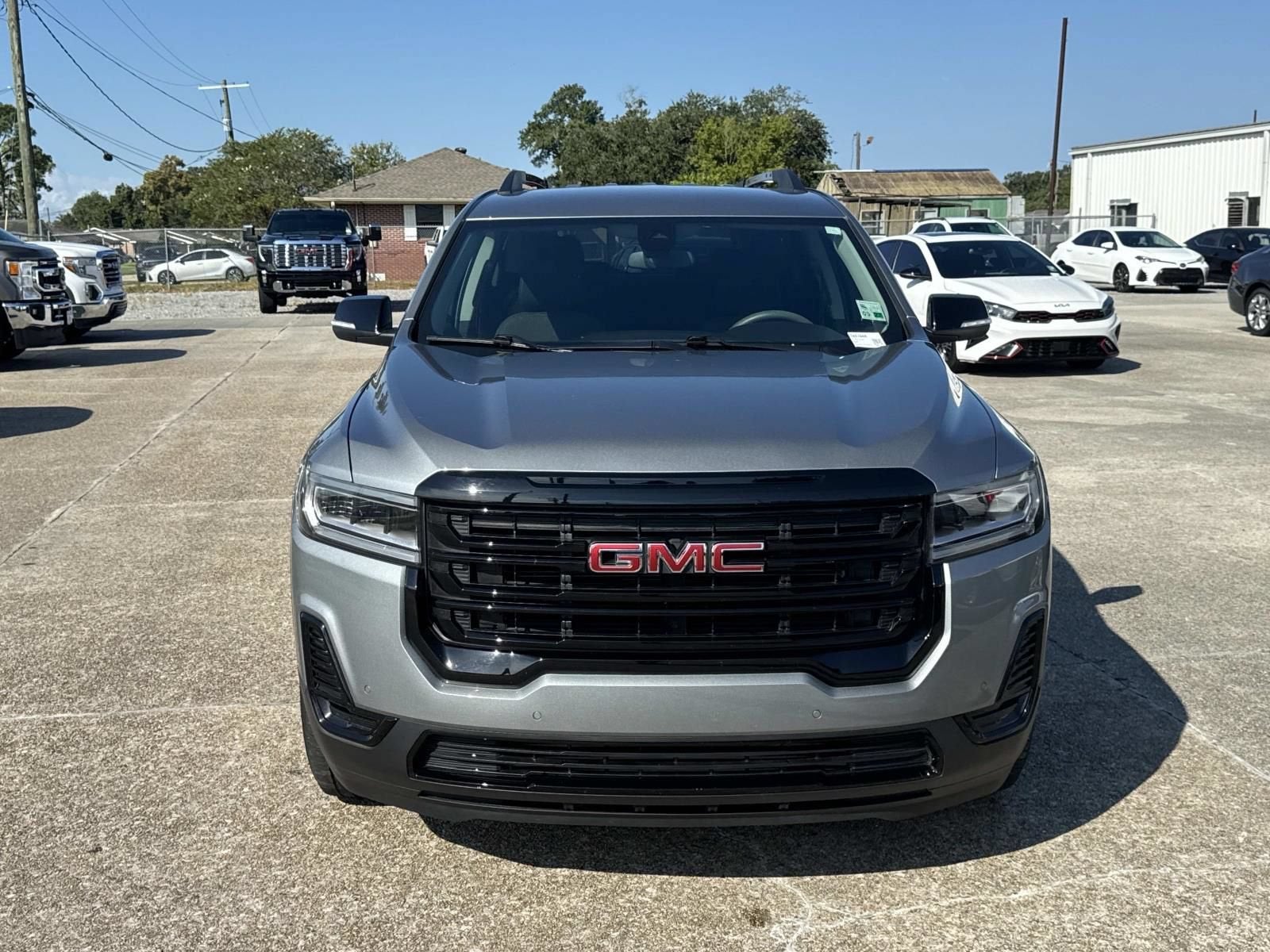 2023 GMC Acadia SLE