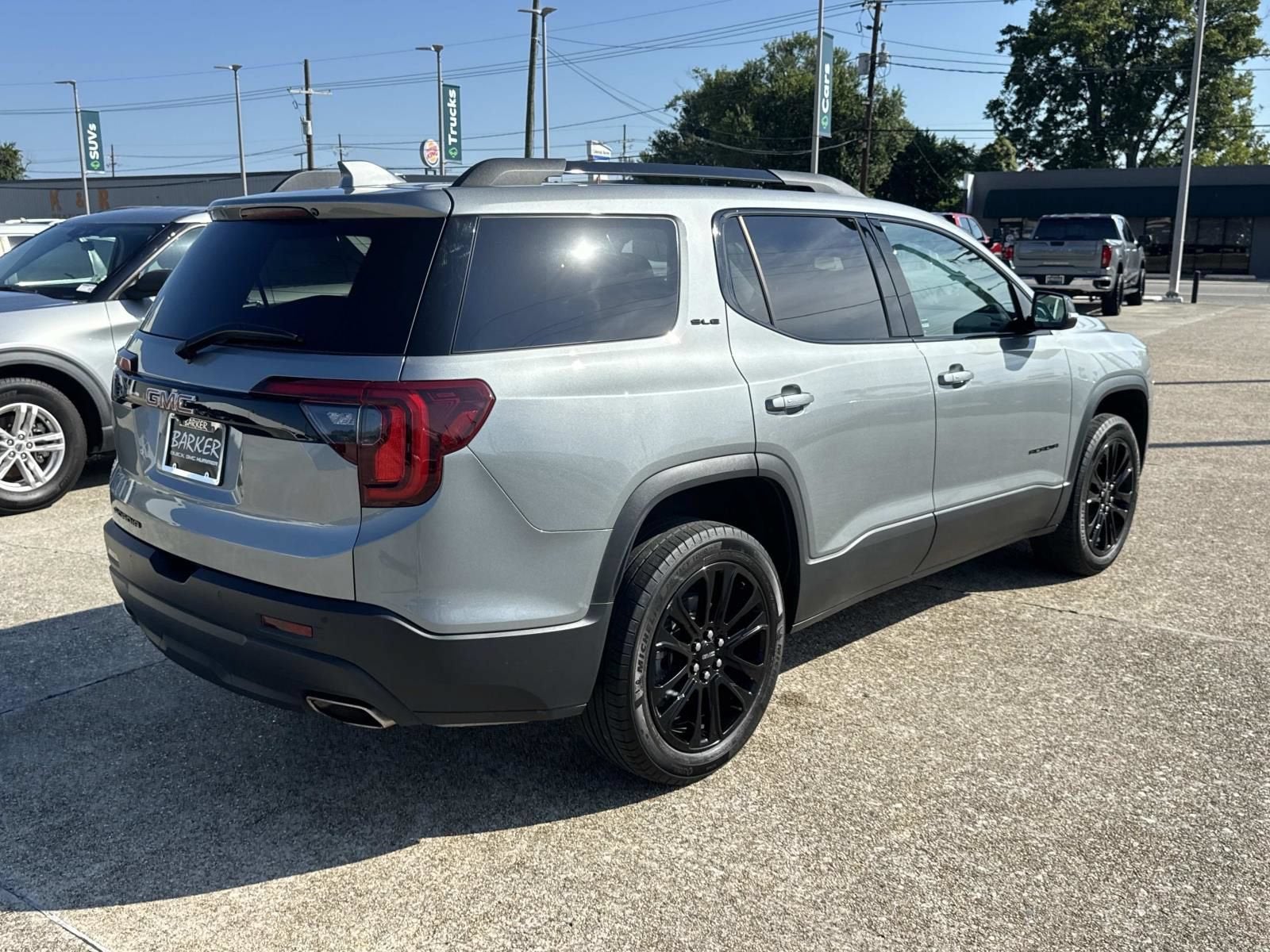 2023 GMC Acadia SLE