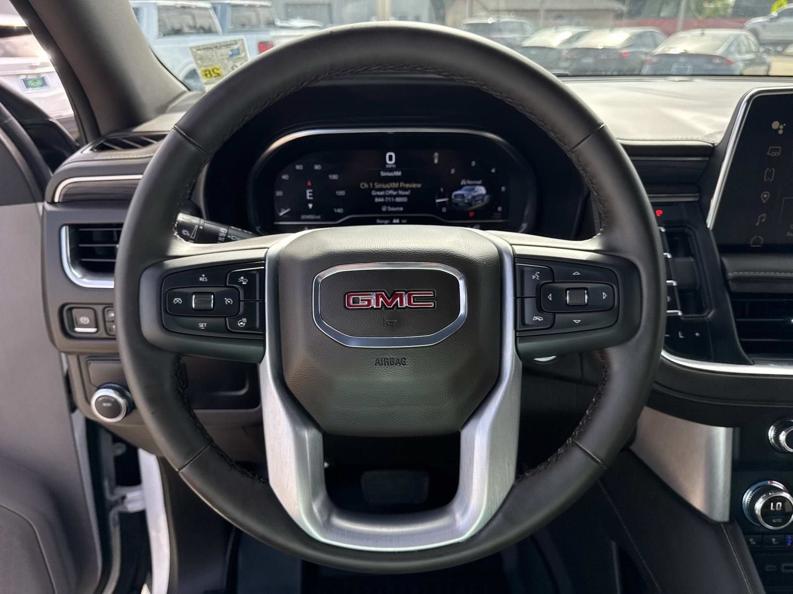 2024 GMC Yukon SLT