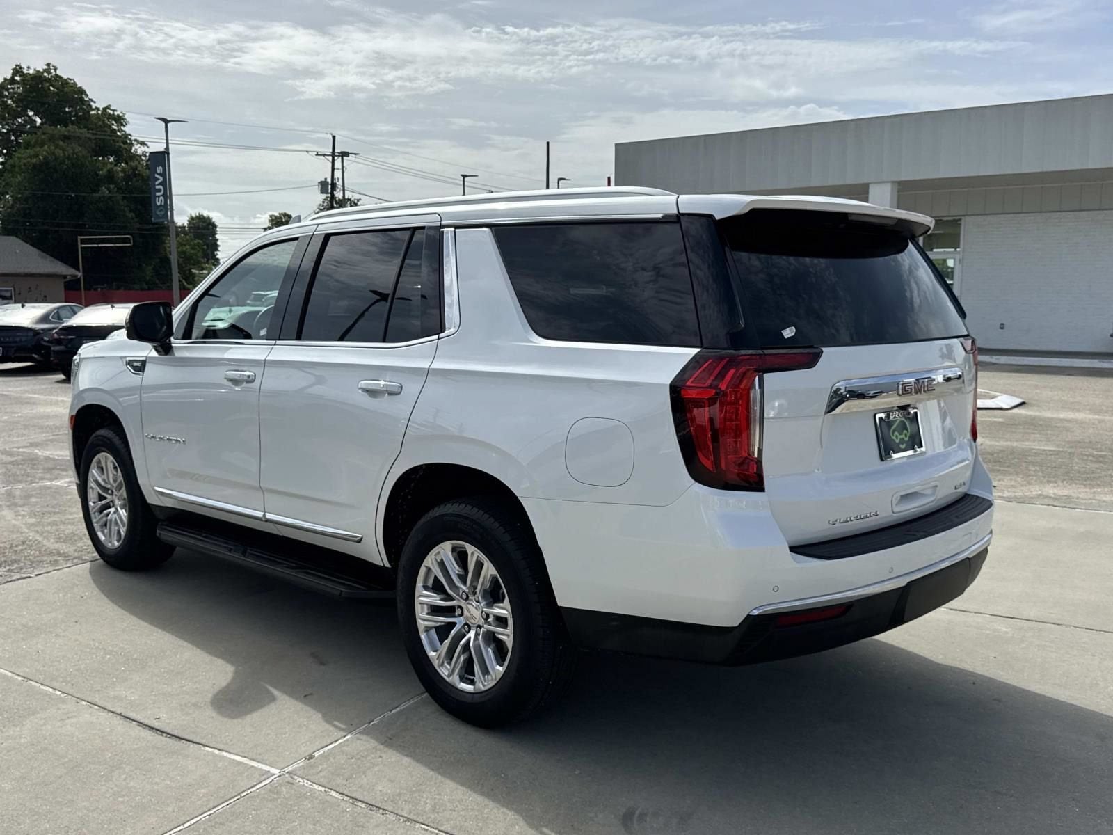 2024 GMC Yukon SLT