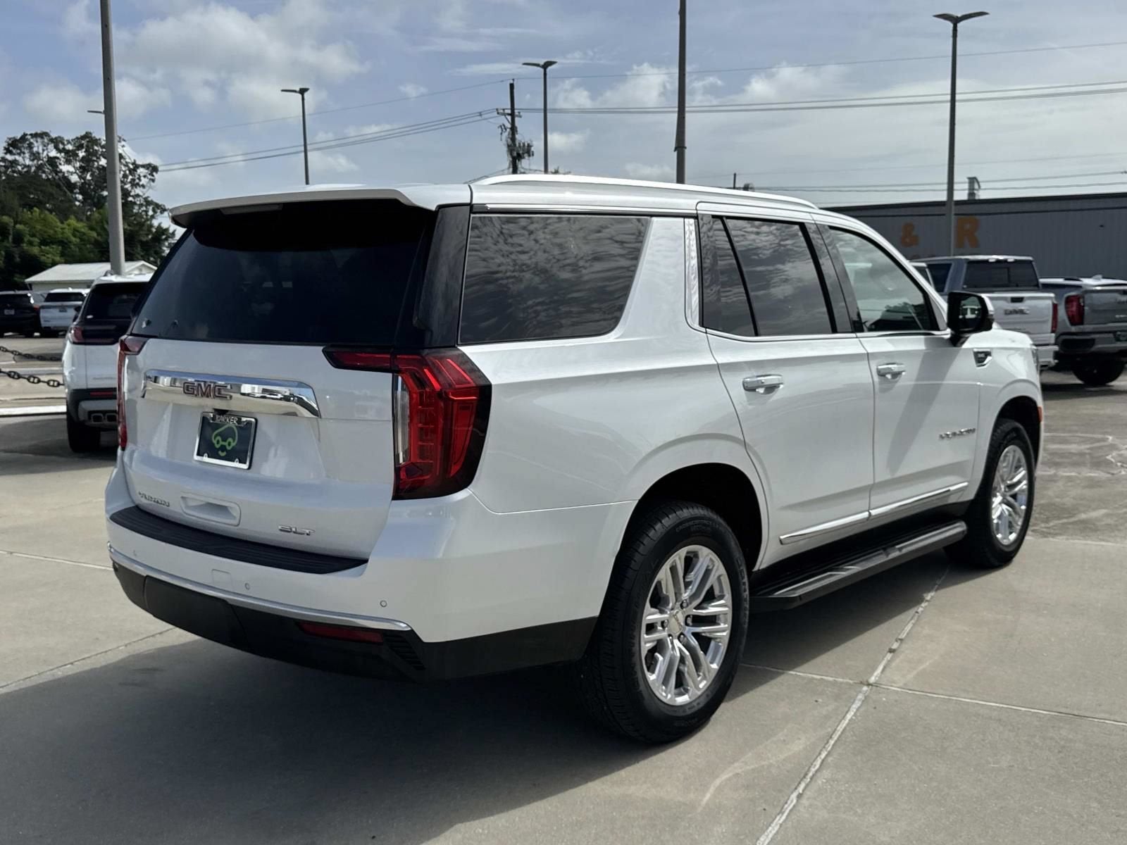 2024 GMC Yukon SLT