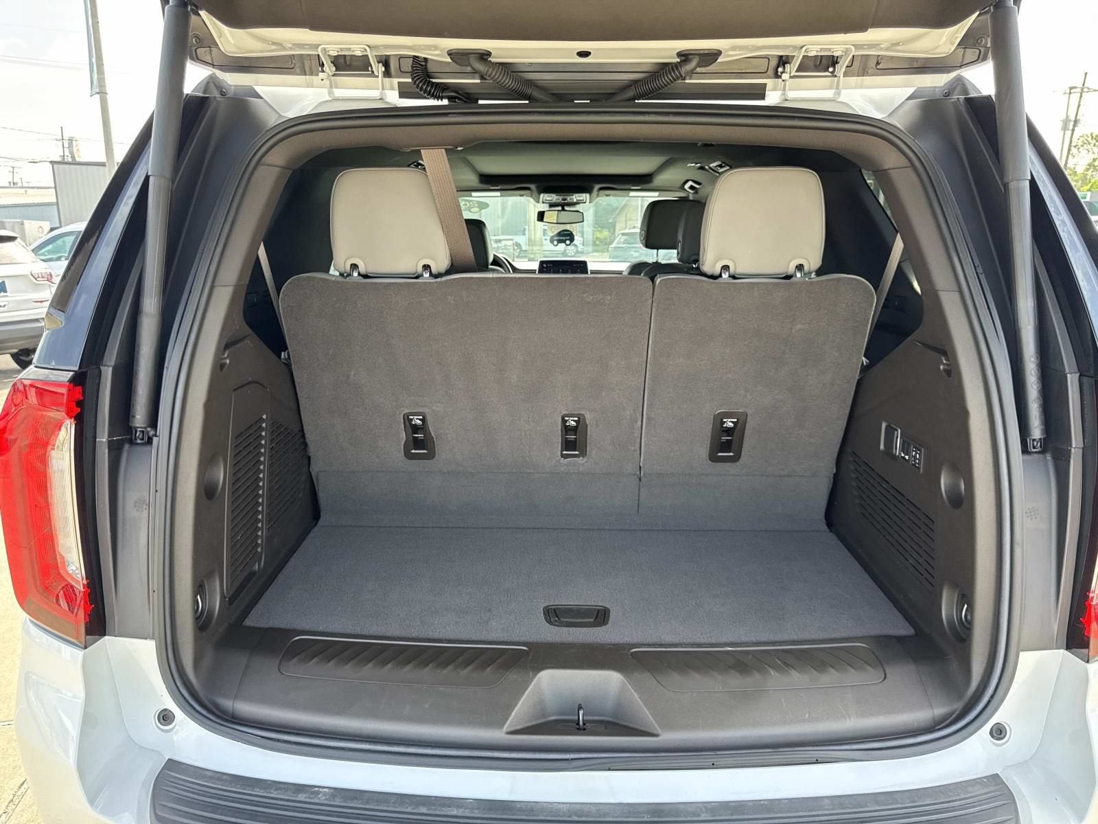 2024 GMC Yukon SLT
