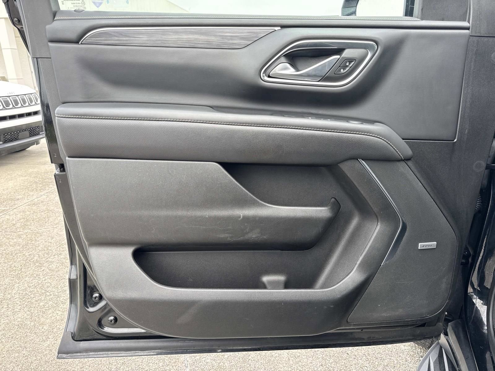 2023 GMC Yukon XL SLT