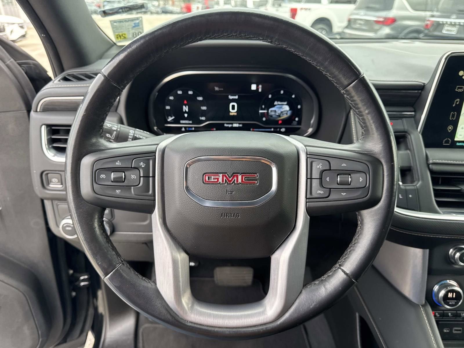 2023 GMC Yukon XL SLT