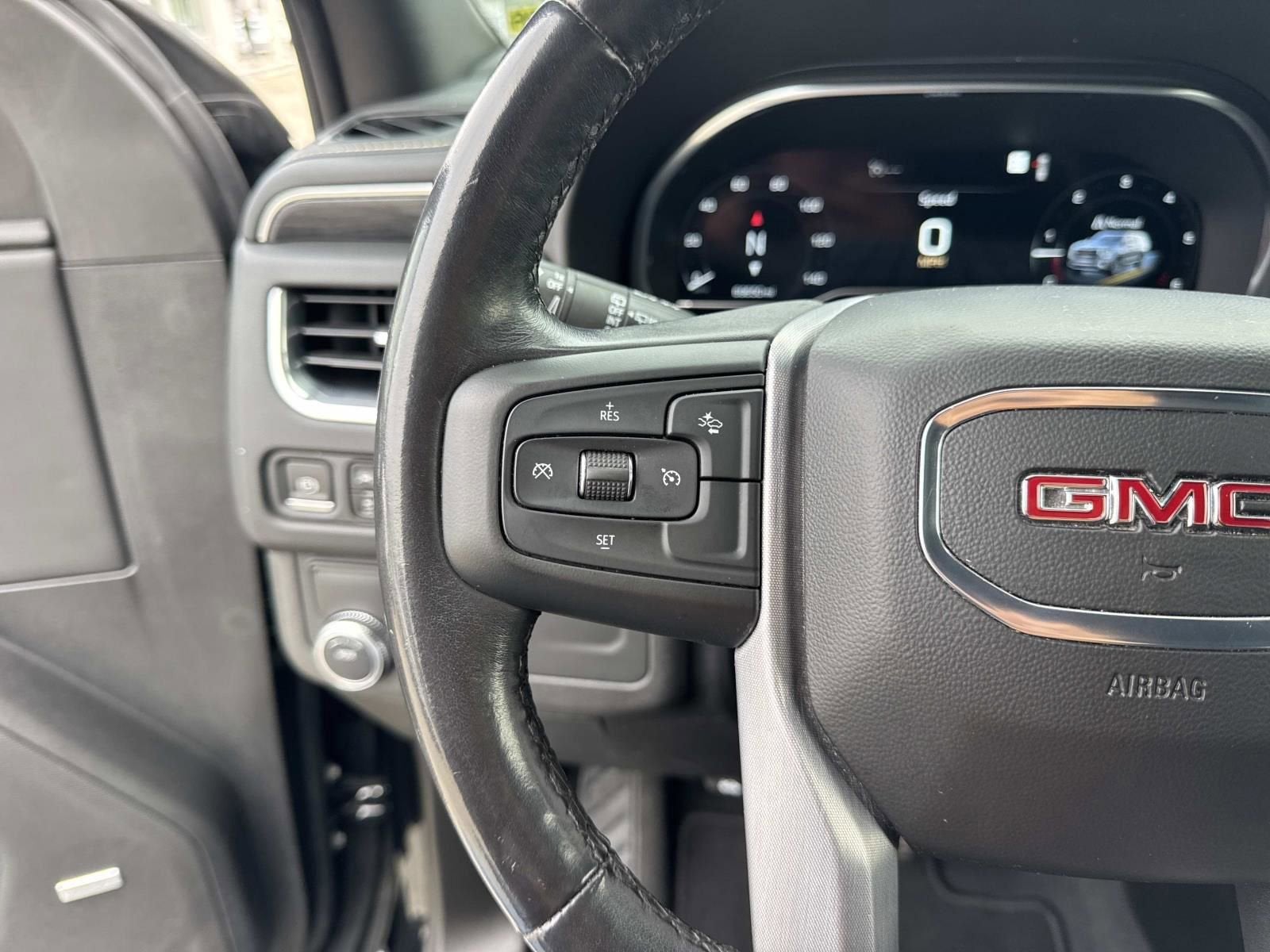 2023 GMC Yukon XL SLT