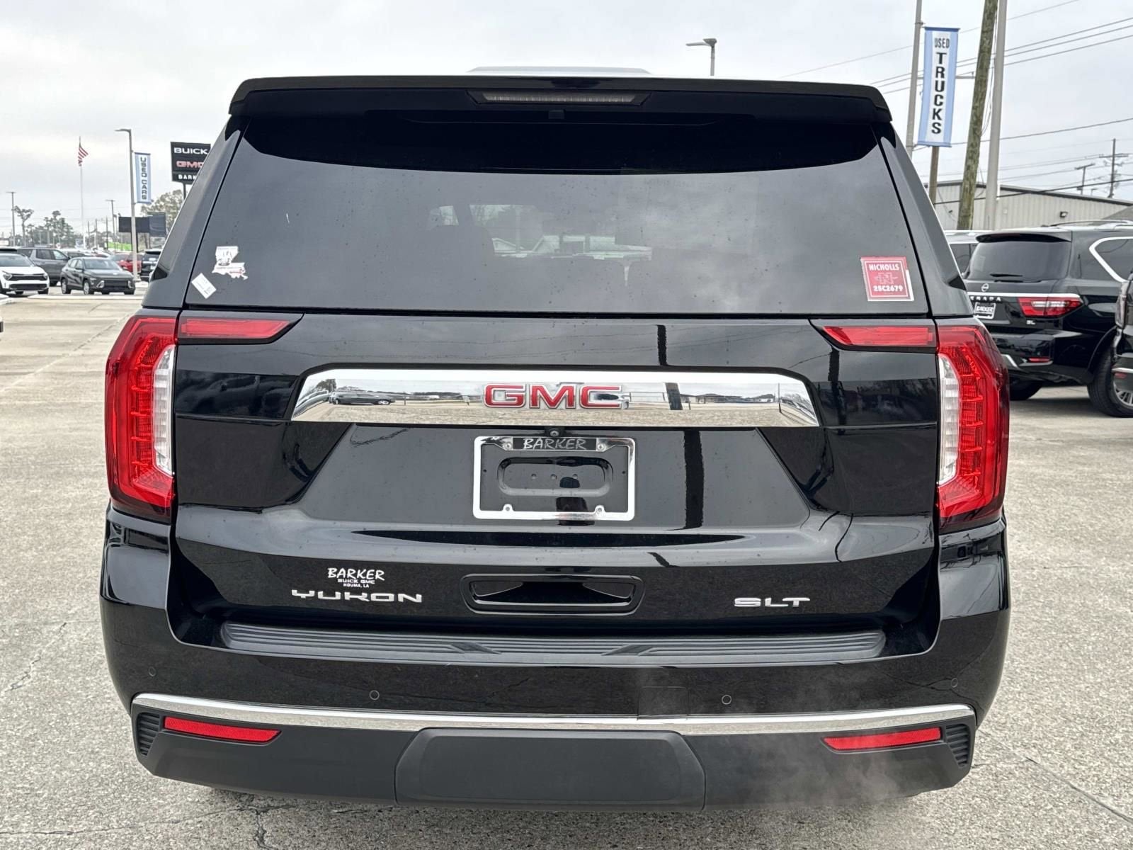 2023 GMC Yukon XL SLT