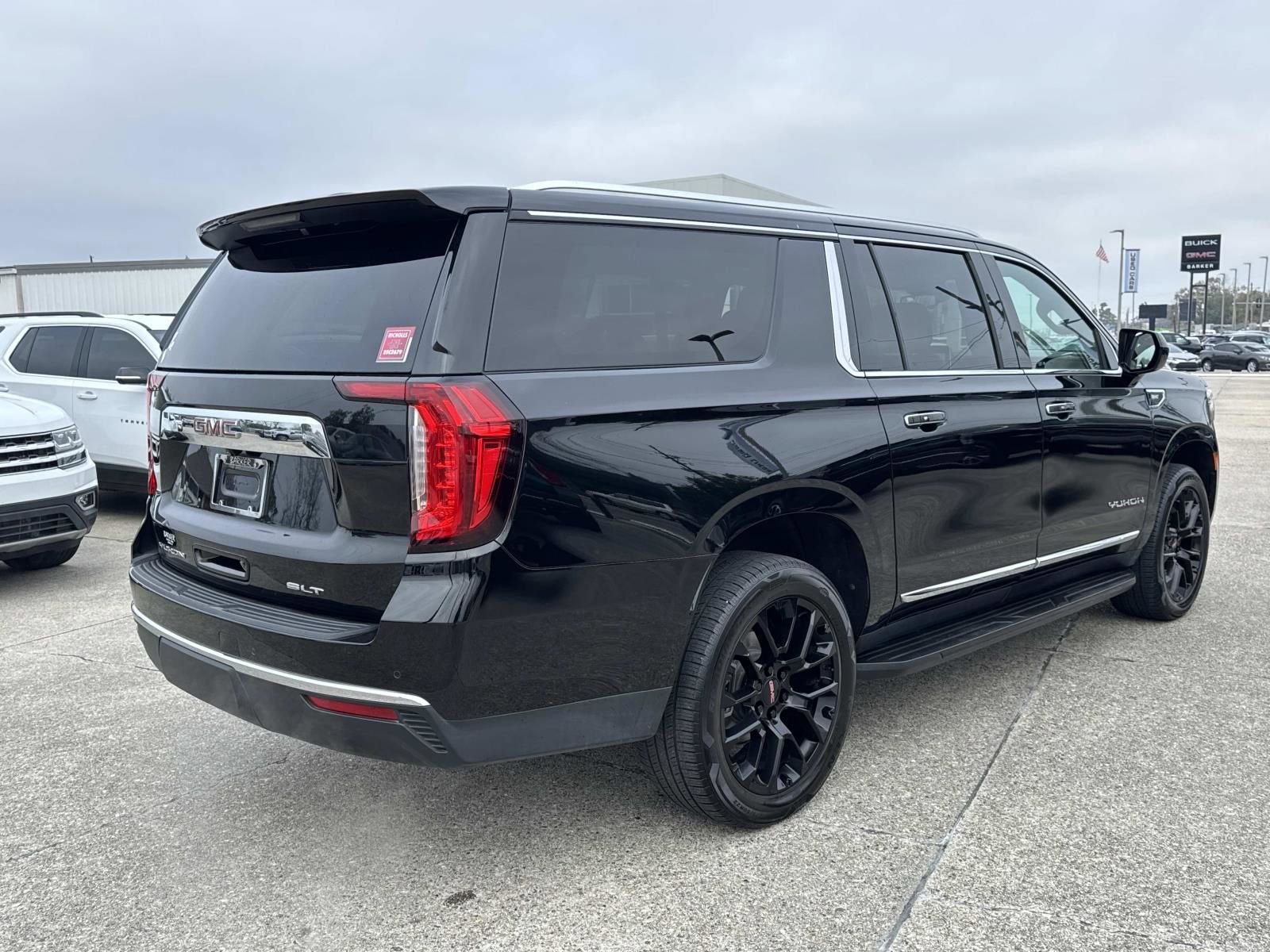 2023 GMC Yukon XL SLT