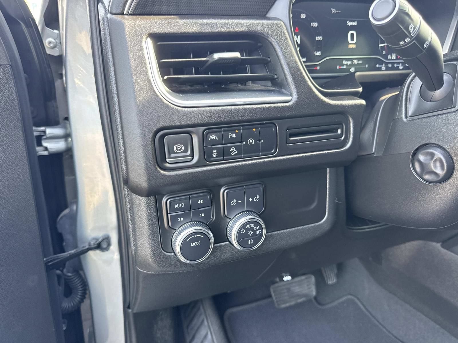 2023 GMC Yukon AT4