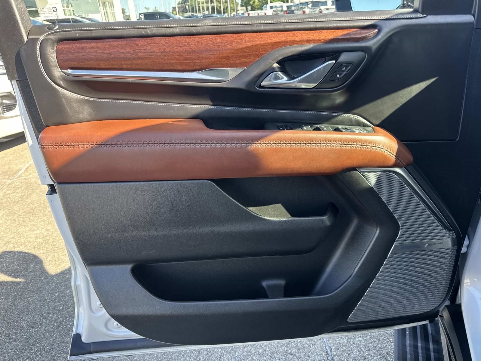 2023 GMC Yukon XL Denali Ultimate
