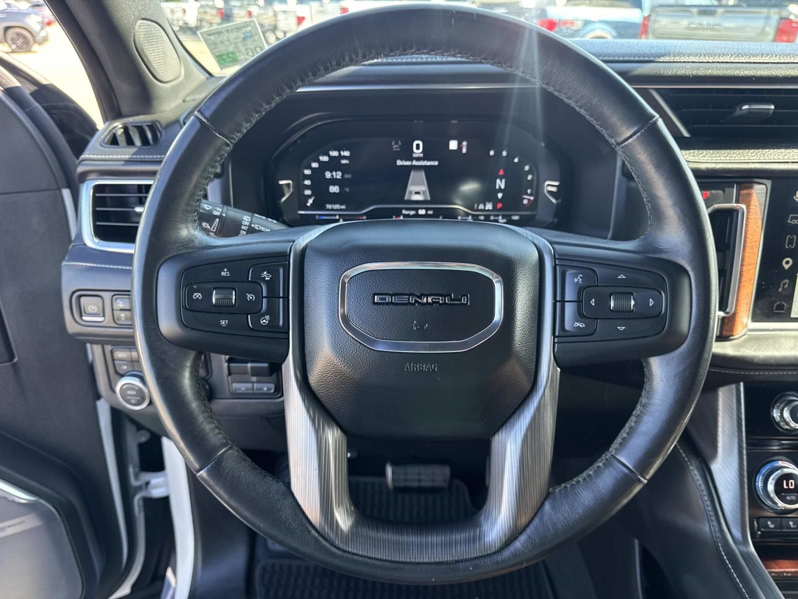2023 GMC Yukon XL Denali Ultimate