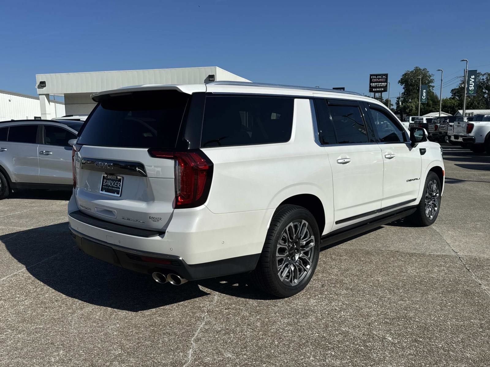 2023 GMC Yukon XL Denali Ultimate