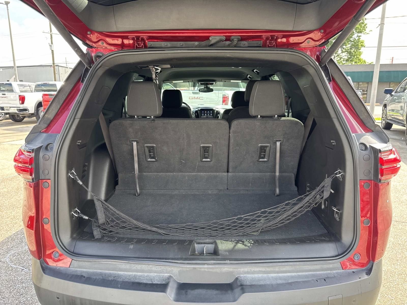 2022 Chevrolet Traverse LT Cloth