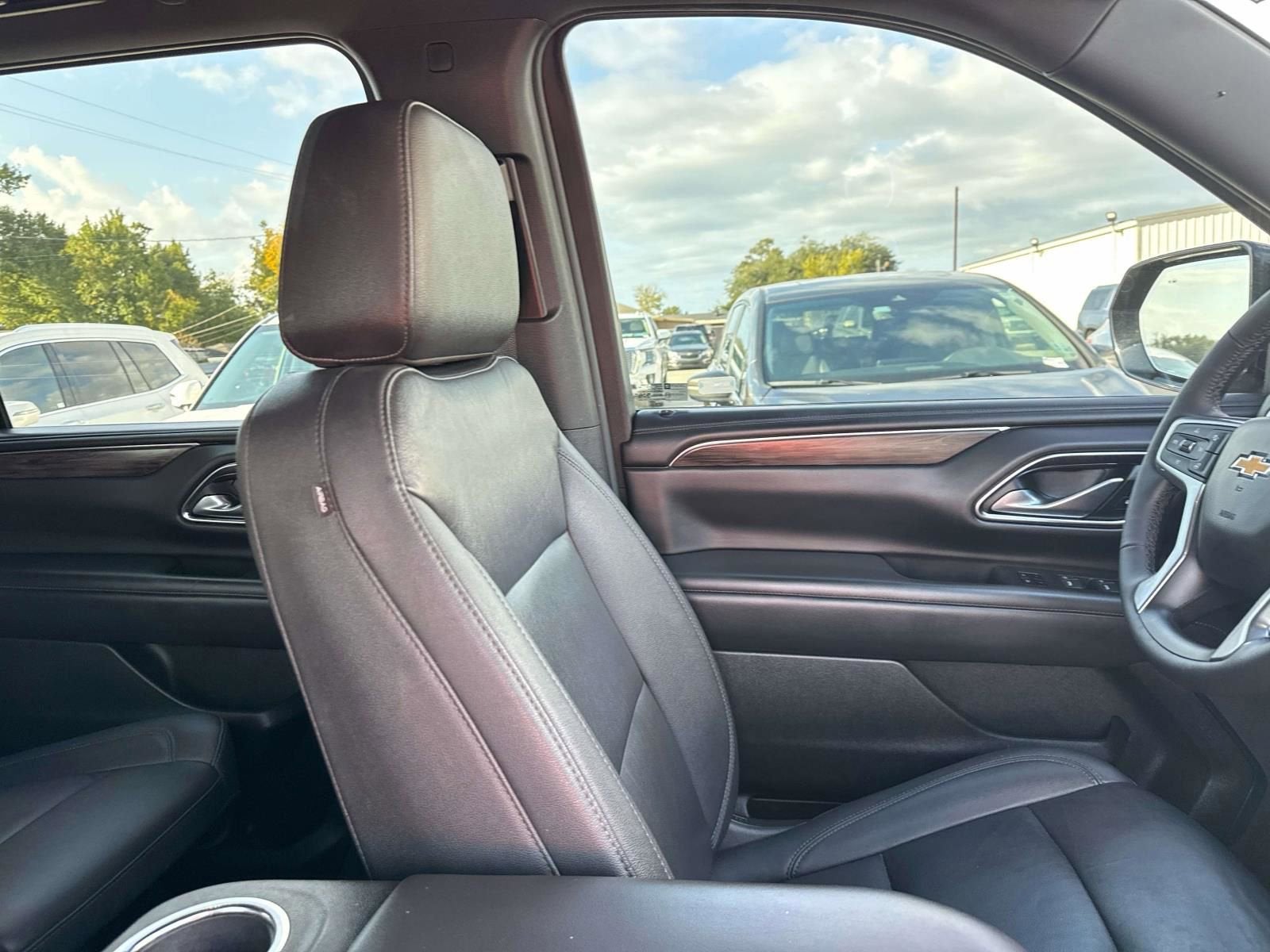 2022 Chevrolet Suburban LT