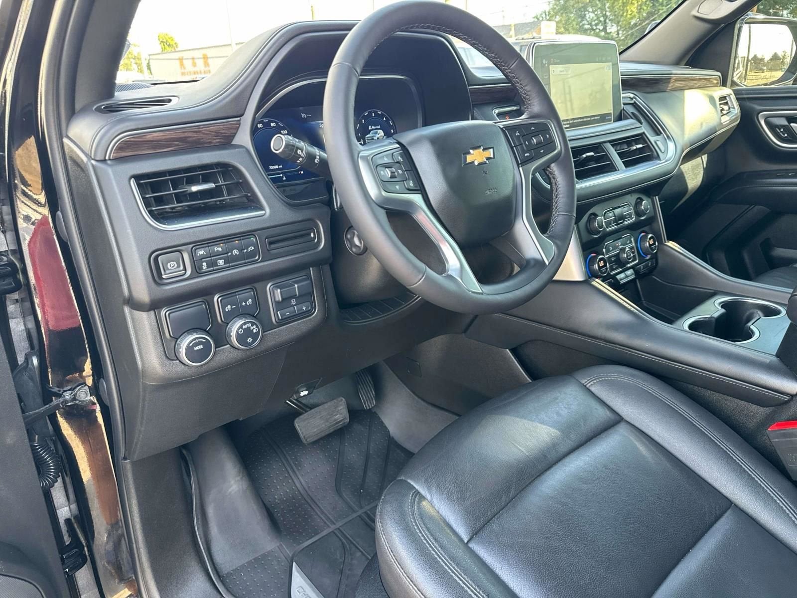 2022 Chevrolet Suburban LT