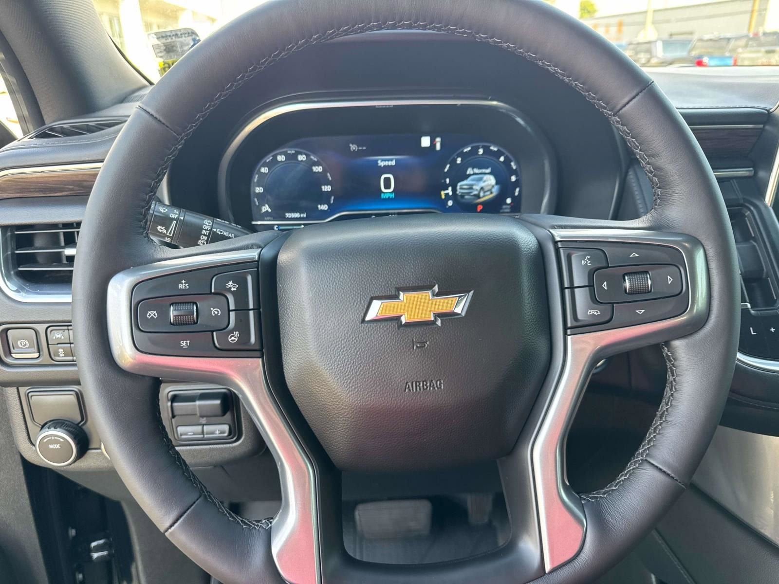 2022 Chevrolet Suburban LT