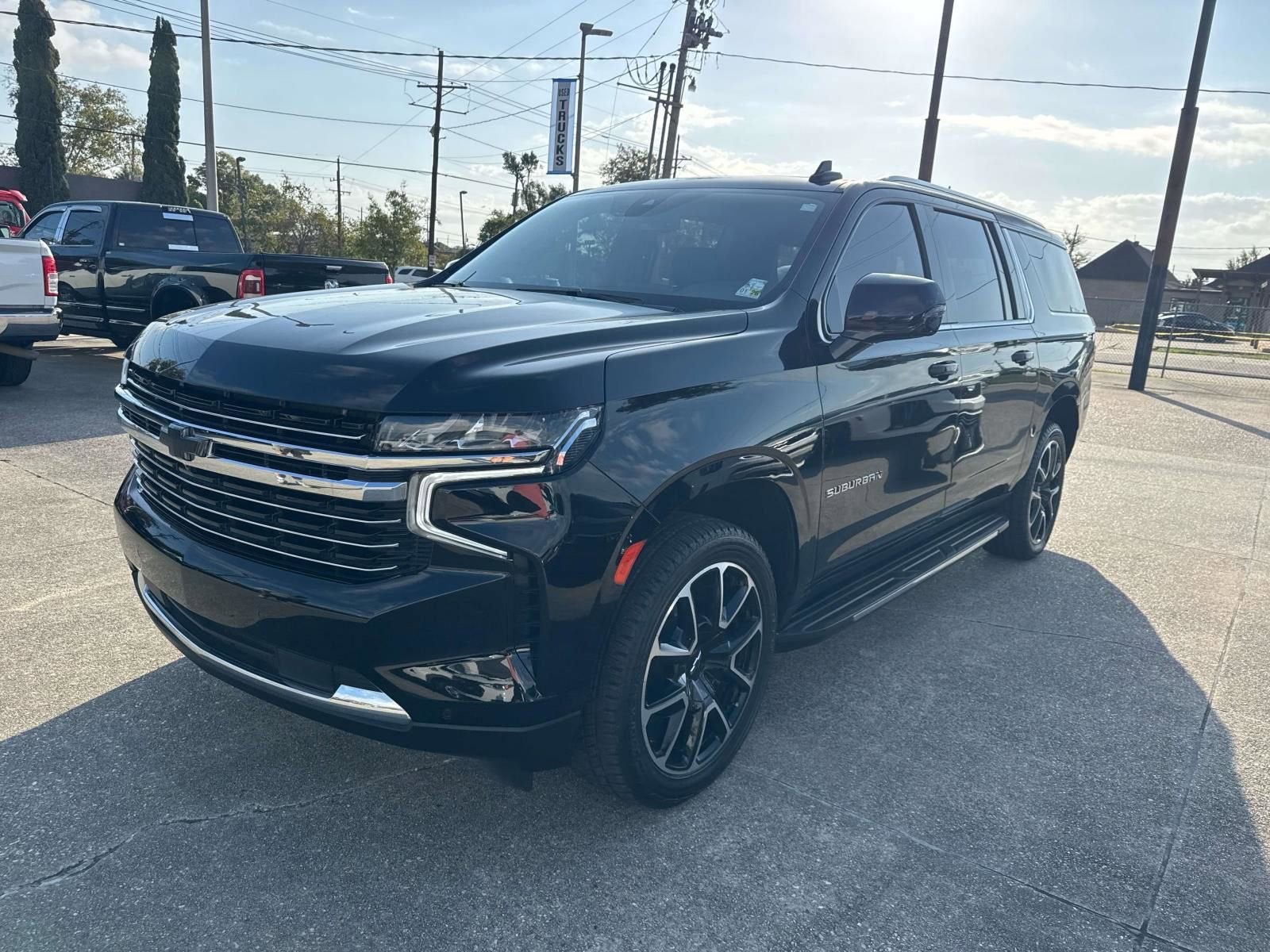 2022 Chevrolet Suburban LT