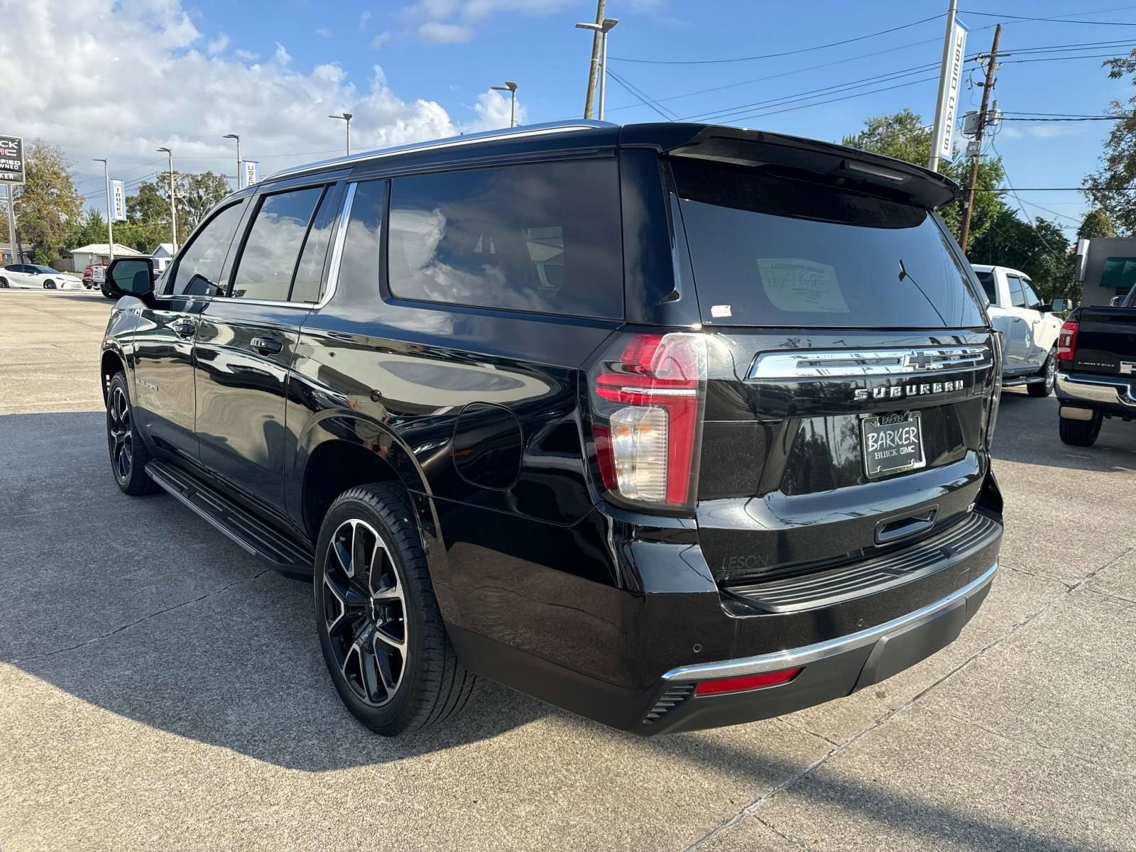 2022 Chevrolet Suburban LT