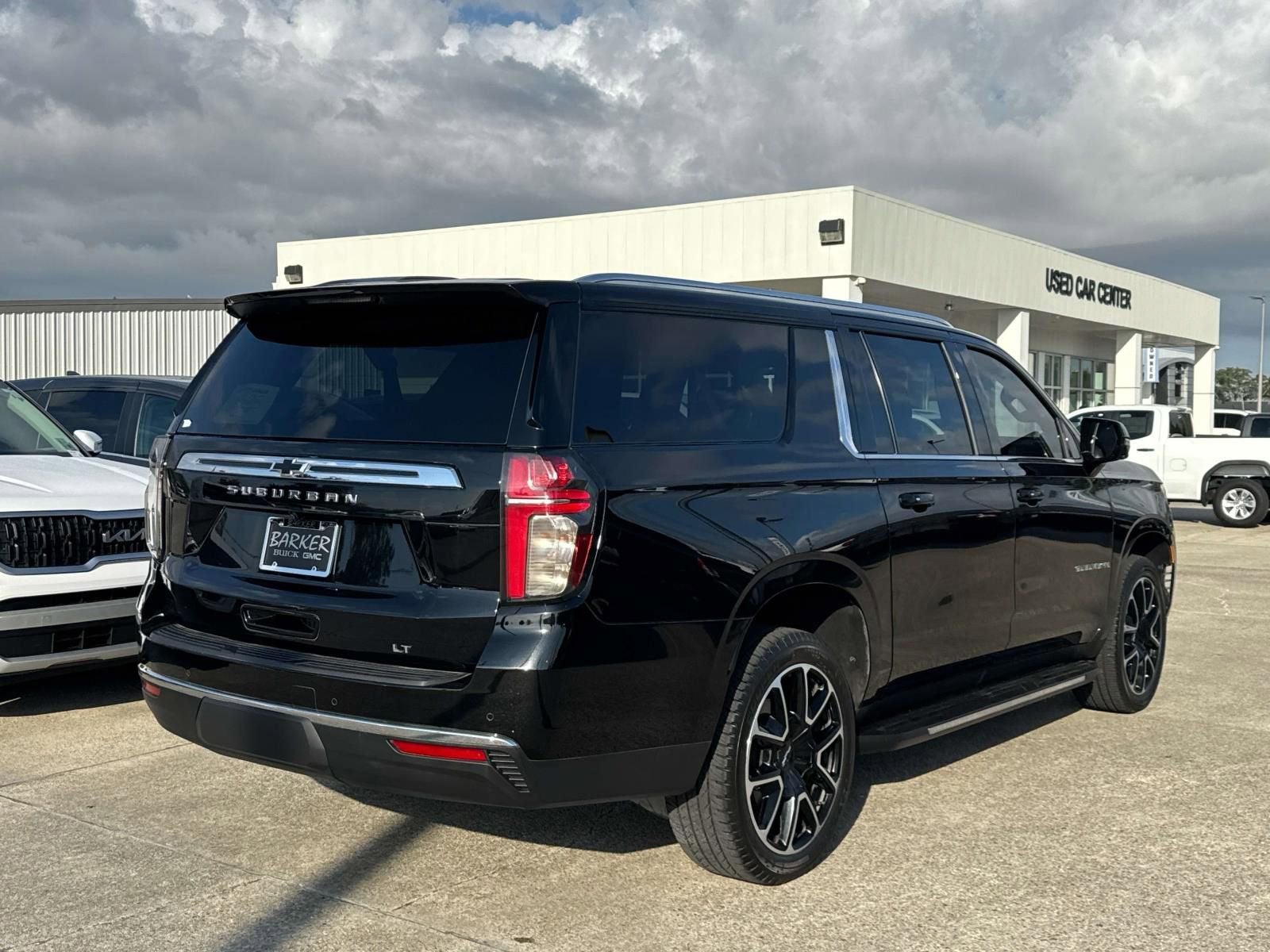2022 Chevrolet Suburban LT