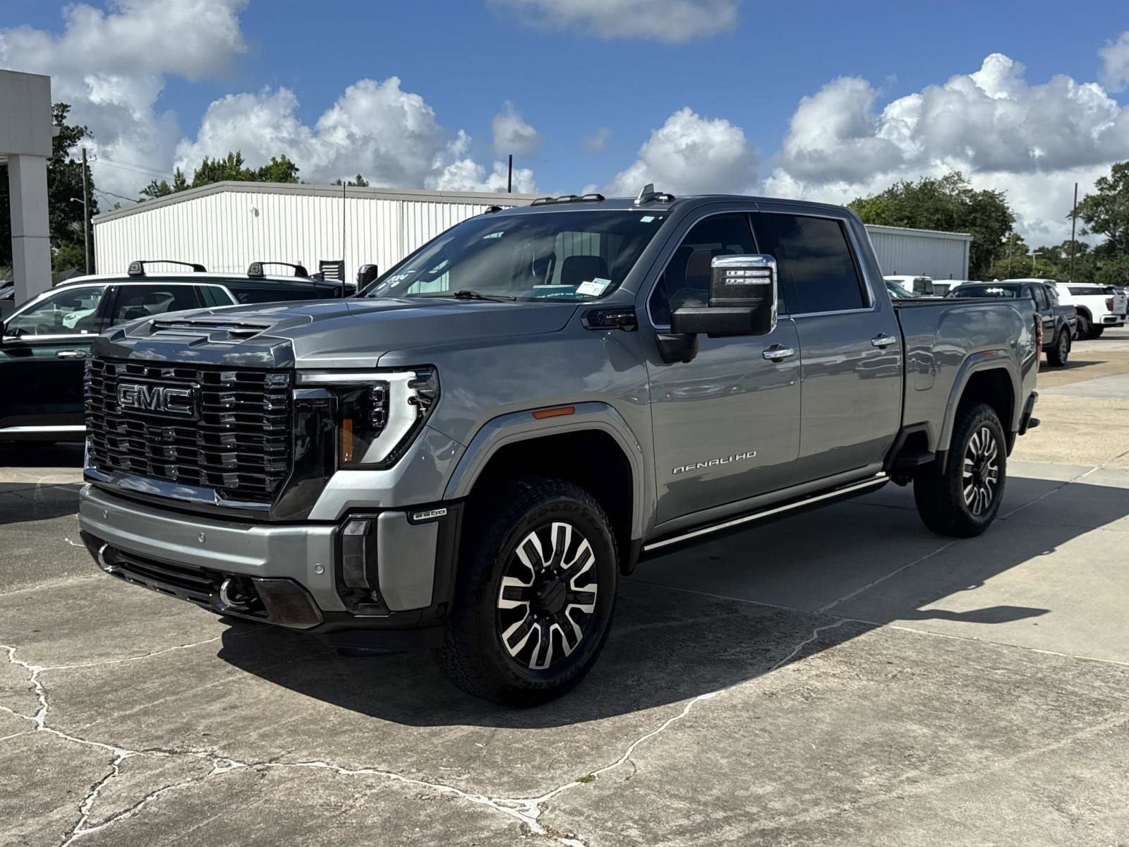 2024 GMC Sierra 2500 HD Denali Ultimate