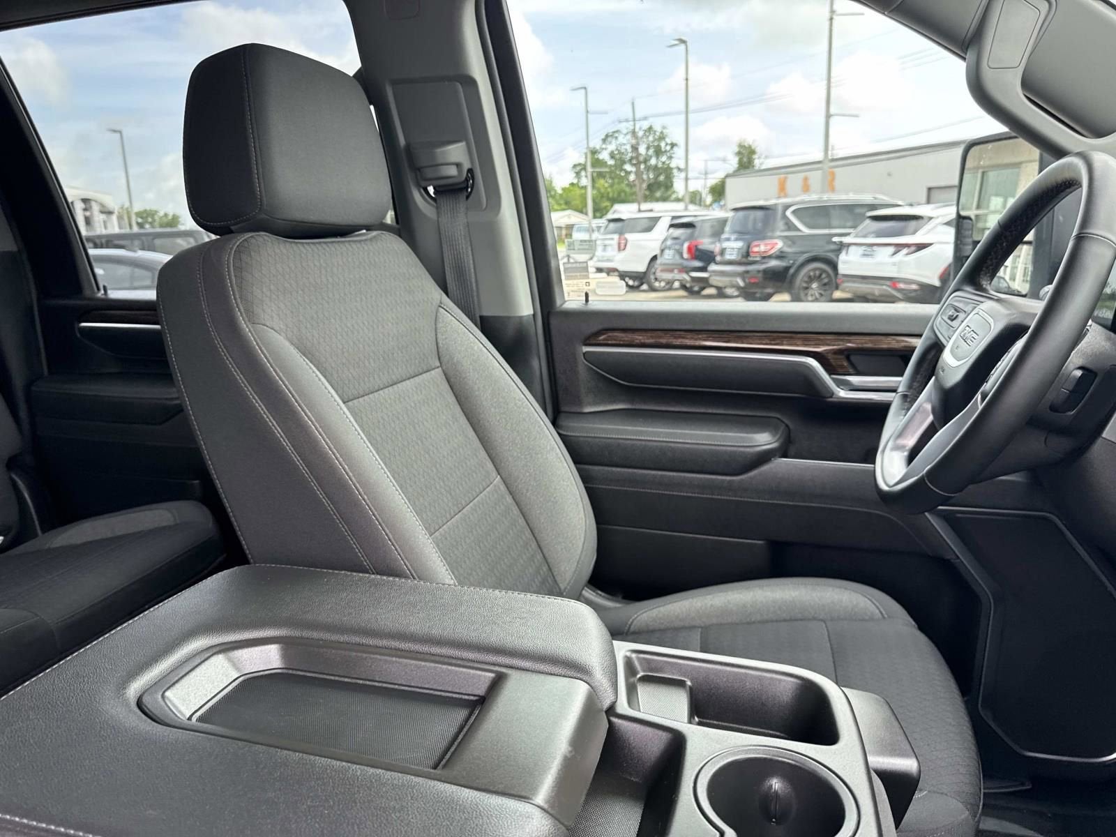 2025 GMC Sierra 2500 HD SLE