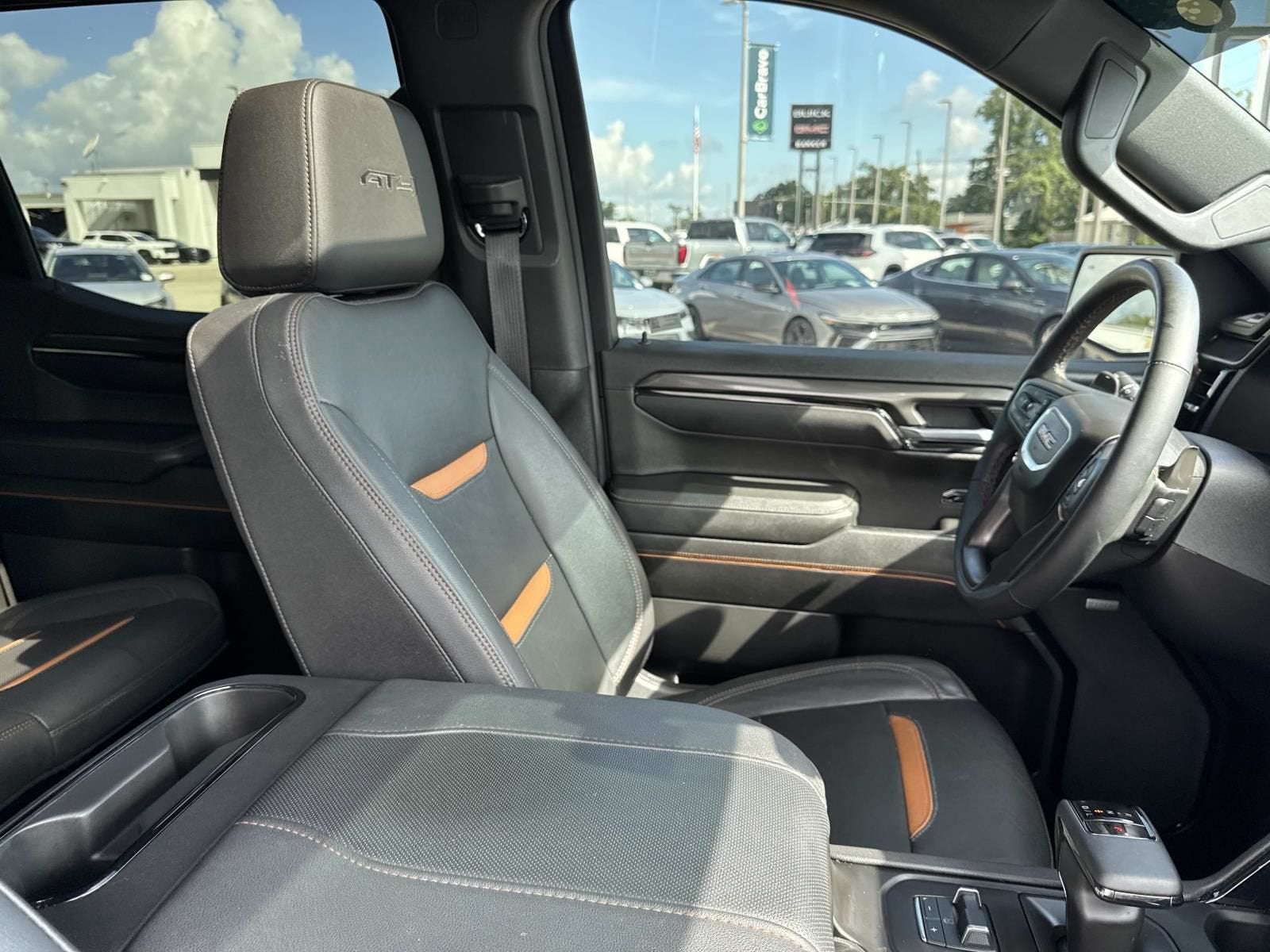 2023 GMC Sierra 1500 AT4