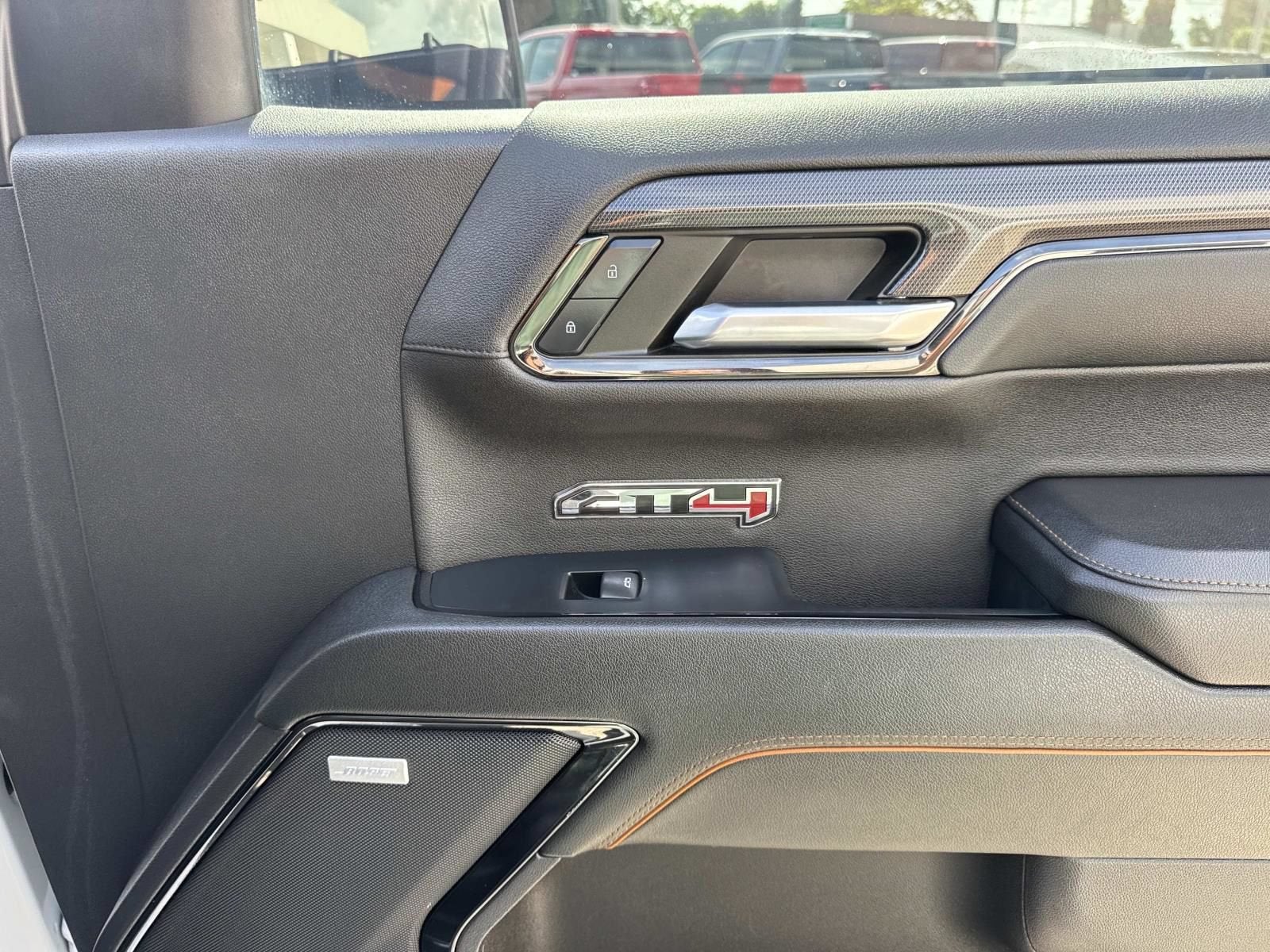 2023 GMC Sierra 1500 AT4