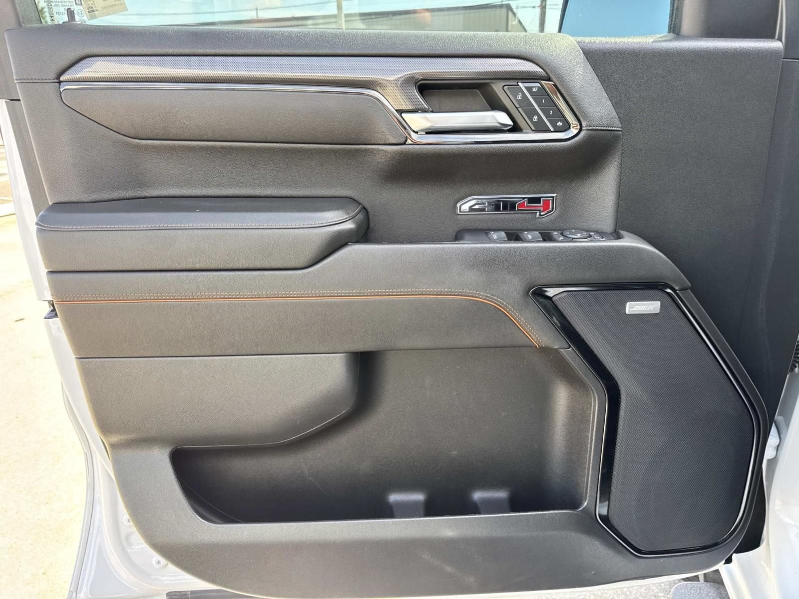 2023 GMC Sierra 1500 AT4