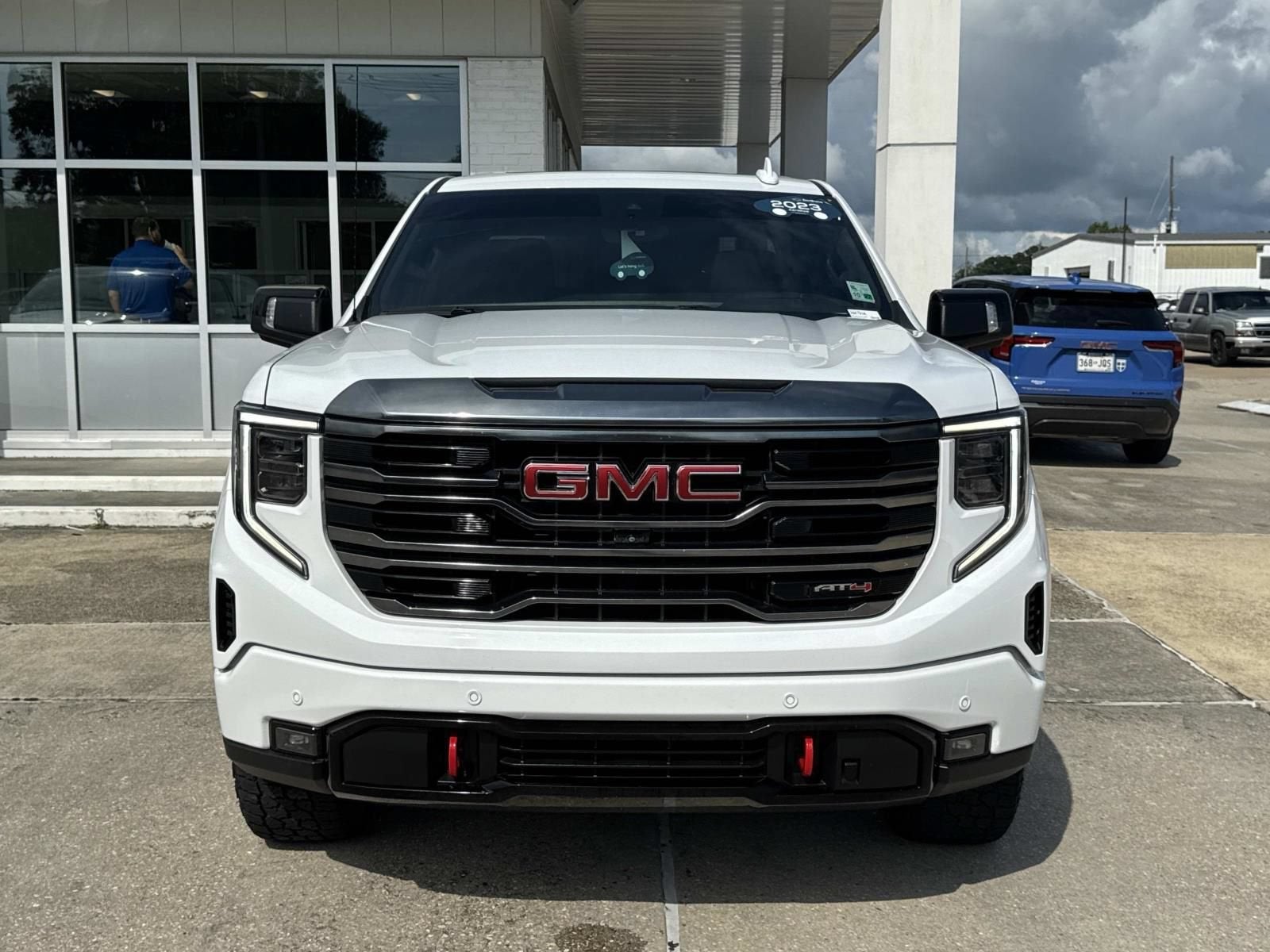 2023 GMC Sierra 1500 AT4