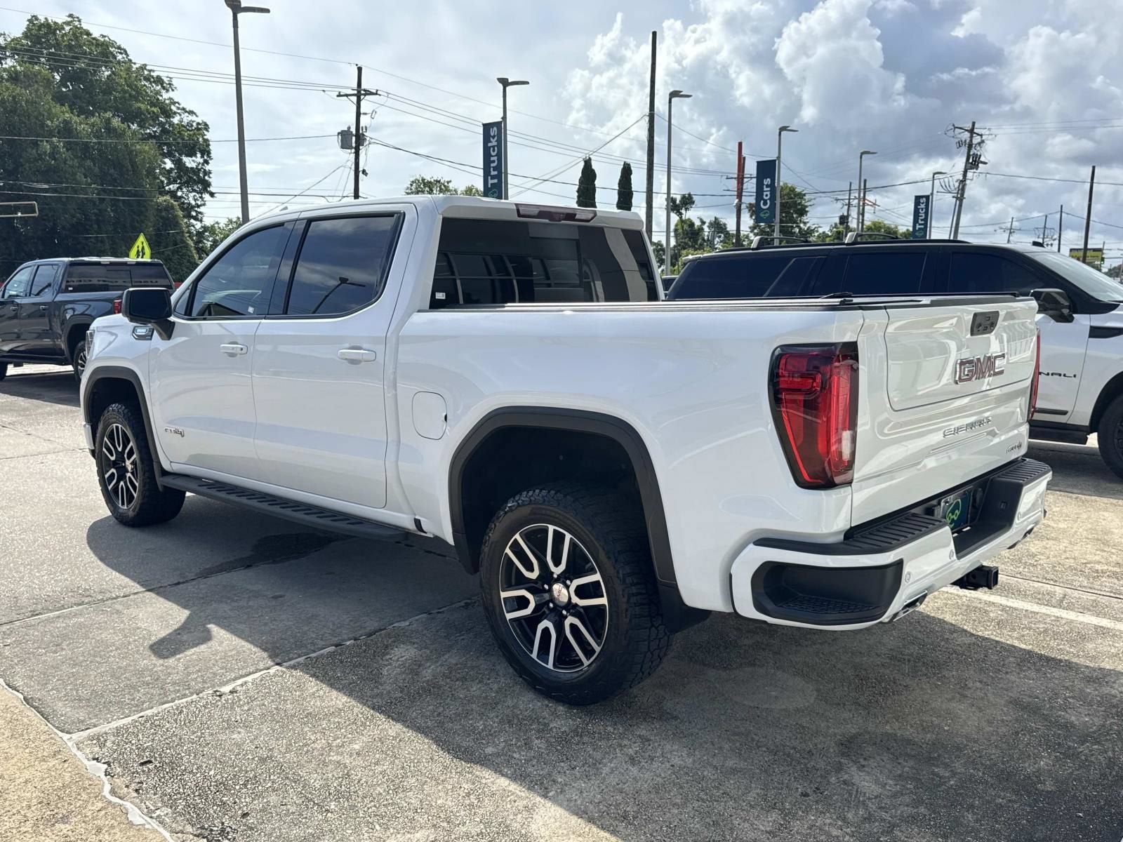 2023 GMC Sierra 1500 AT4