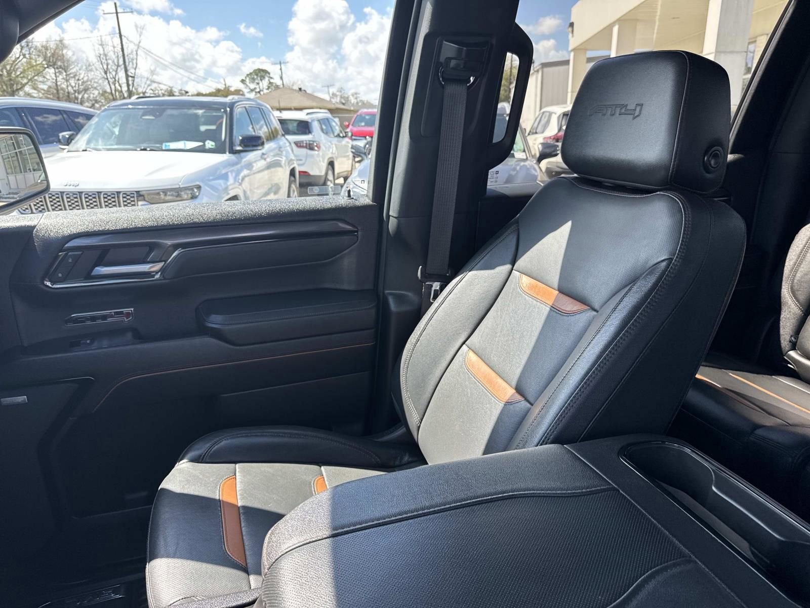 2023 GMC Sierra 1500 AT4