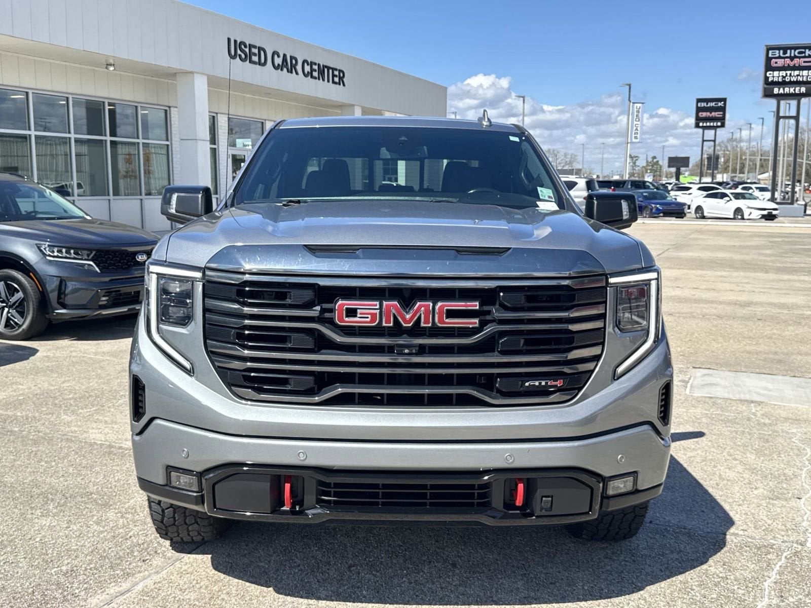 2023 GMC Sierra 1500 AT4