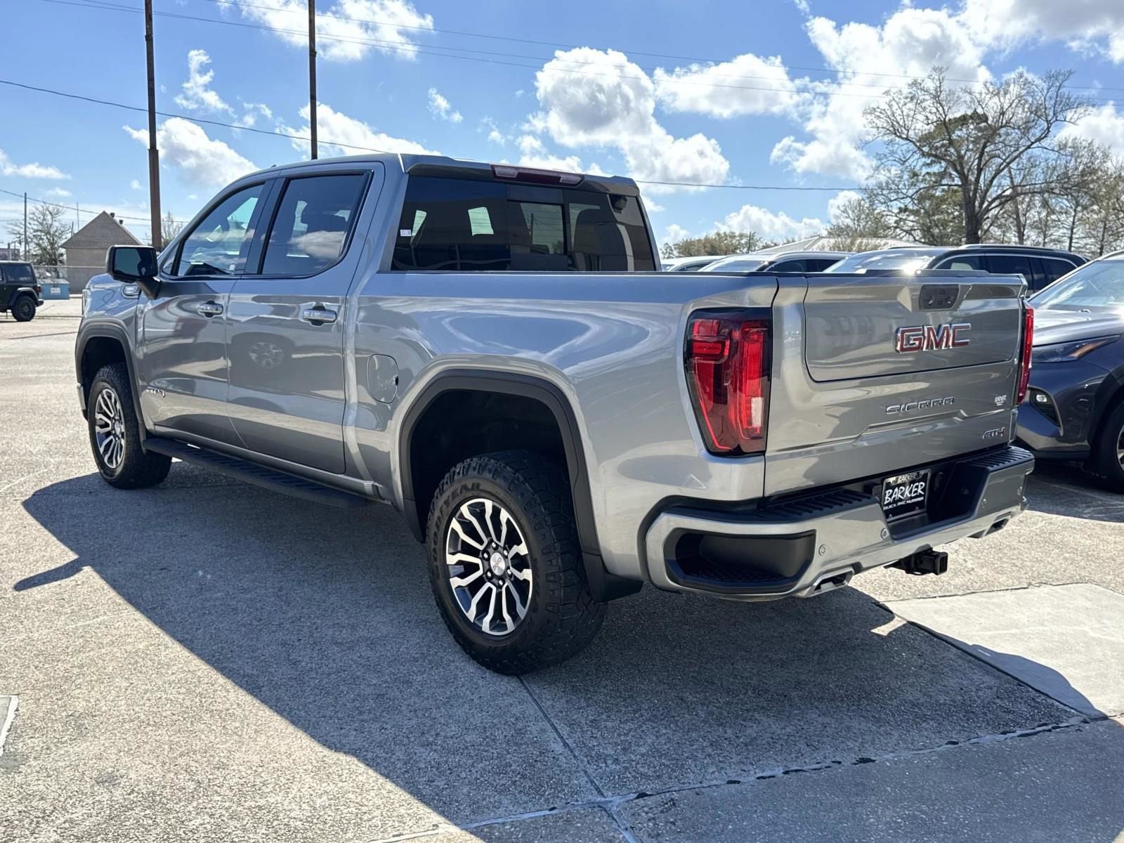 2023 GMC Sierra 1500 AT4