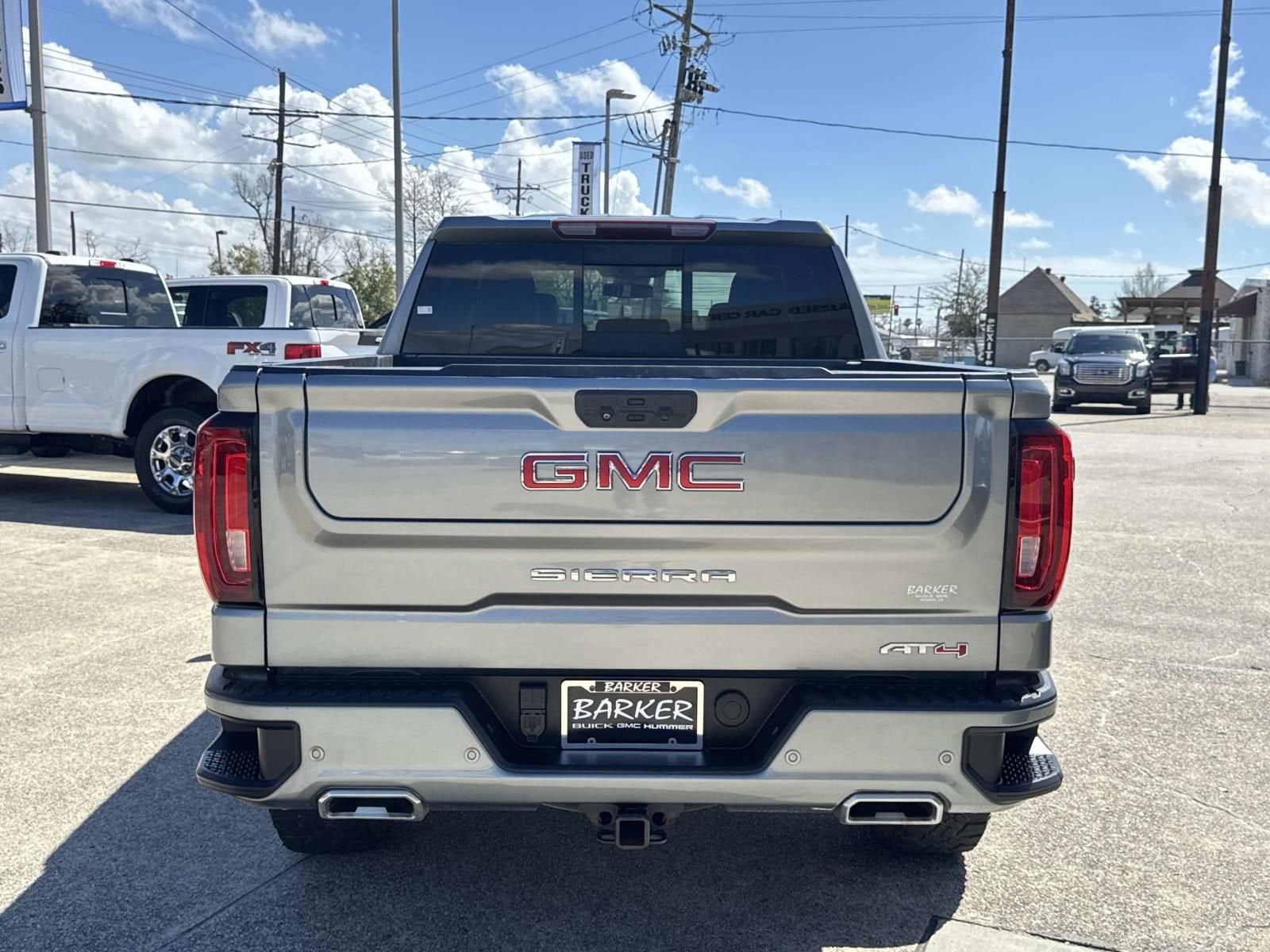 2023 GMC Sierra 1500 AT4